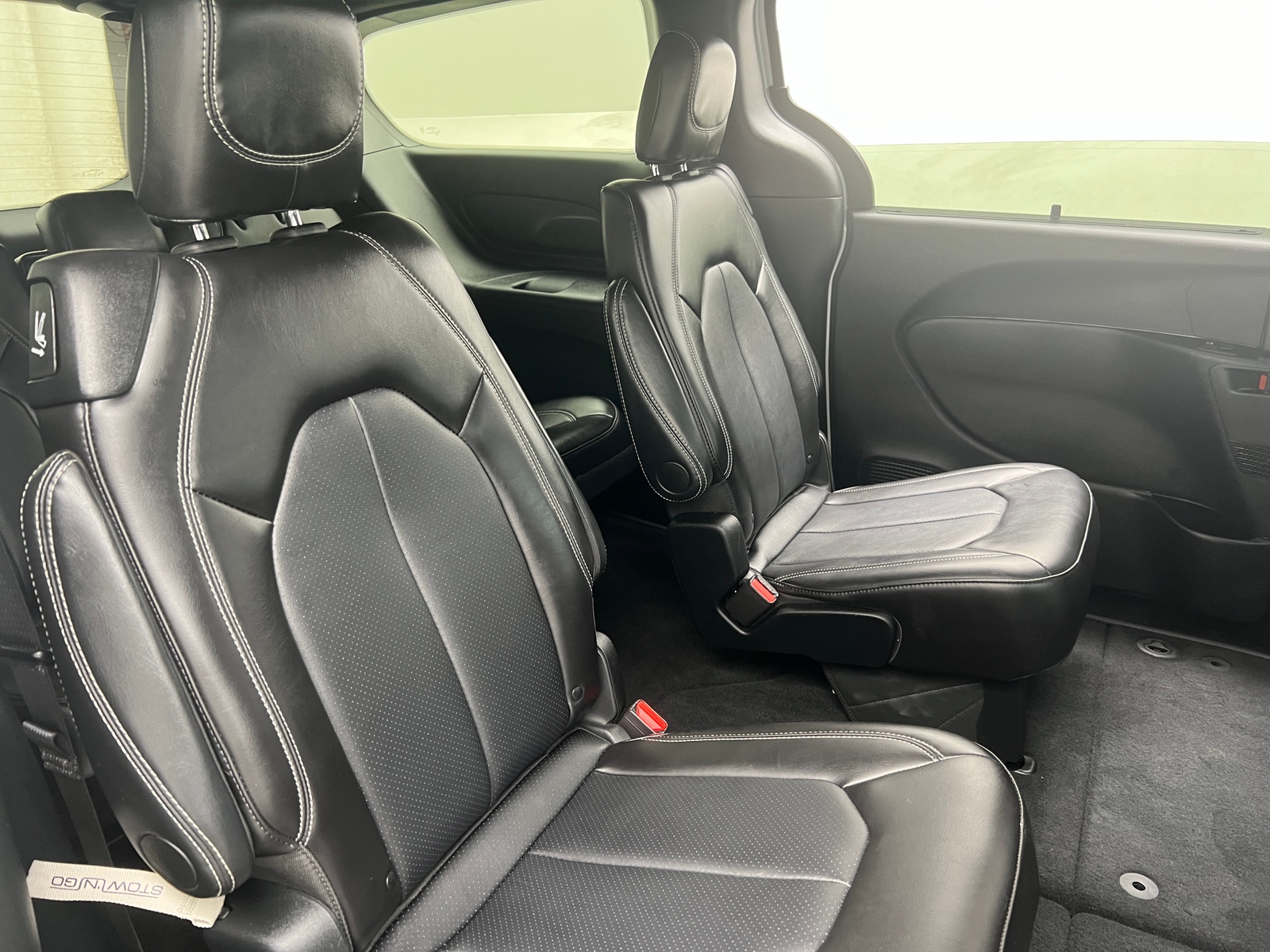 Thumbnail: 2025 Chrysler Pacifica - 5