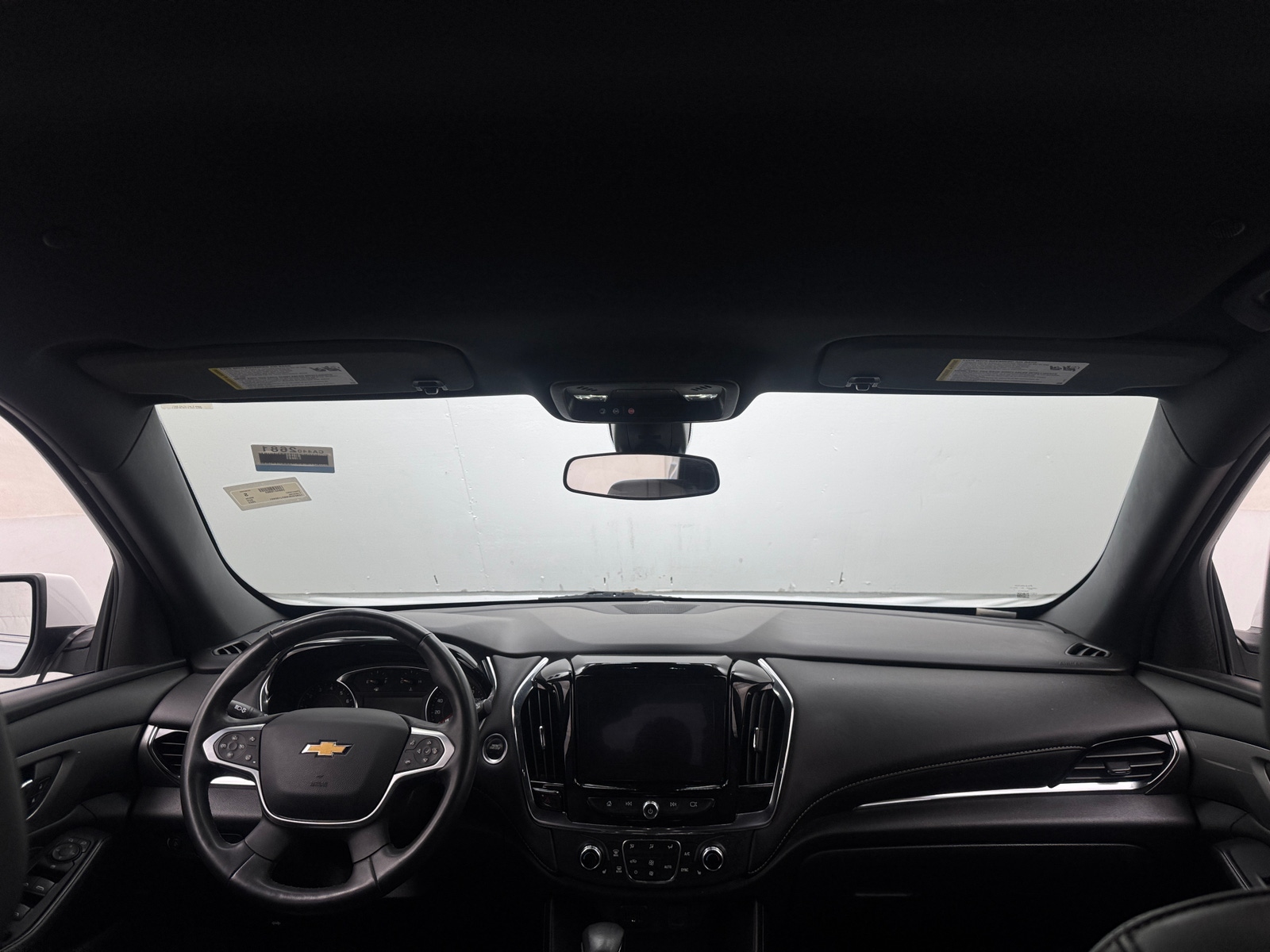Thumbnail: 2023 Chevrolet Traverse - 2