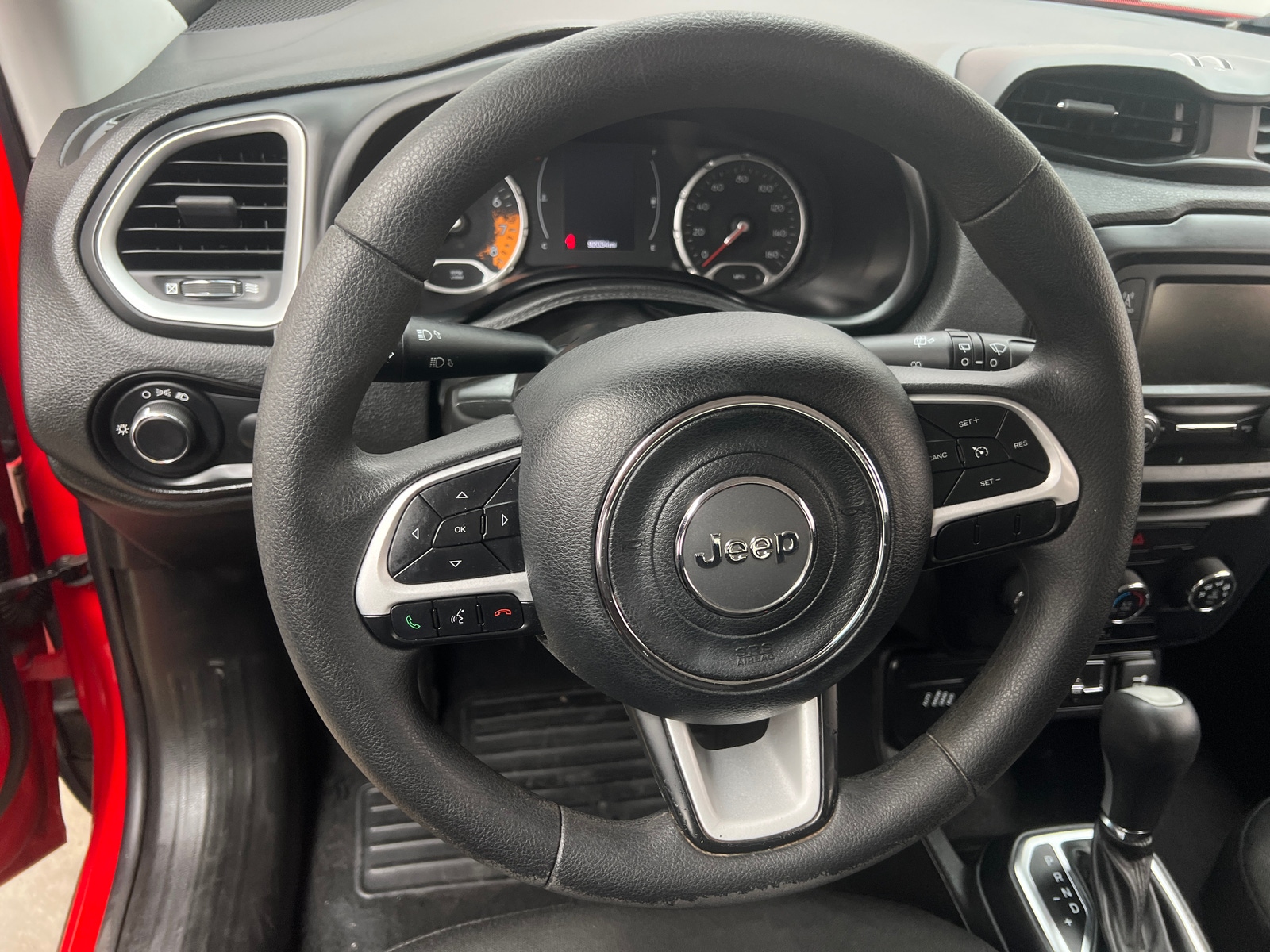Thumbnail: 2018 Jeep Renegade - 5