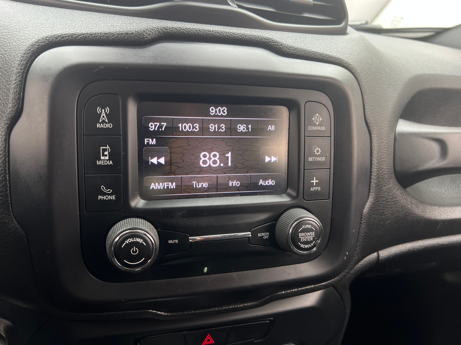 Thumbnail: 2018 Jeep Renegade - 4