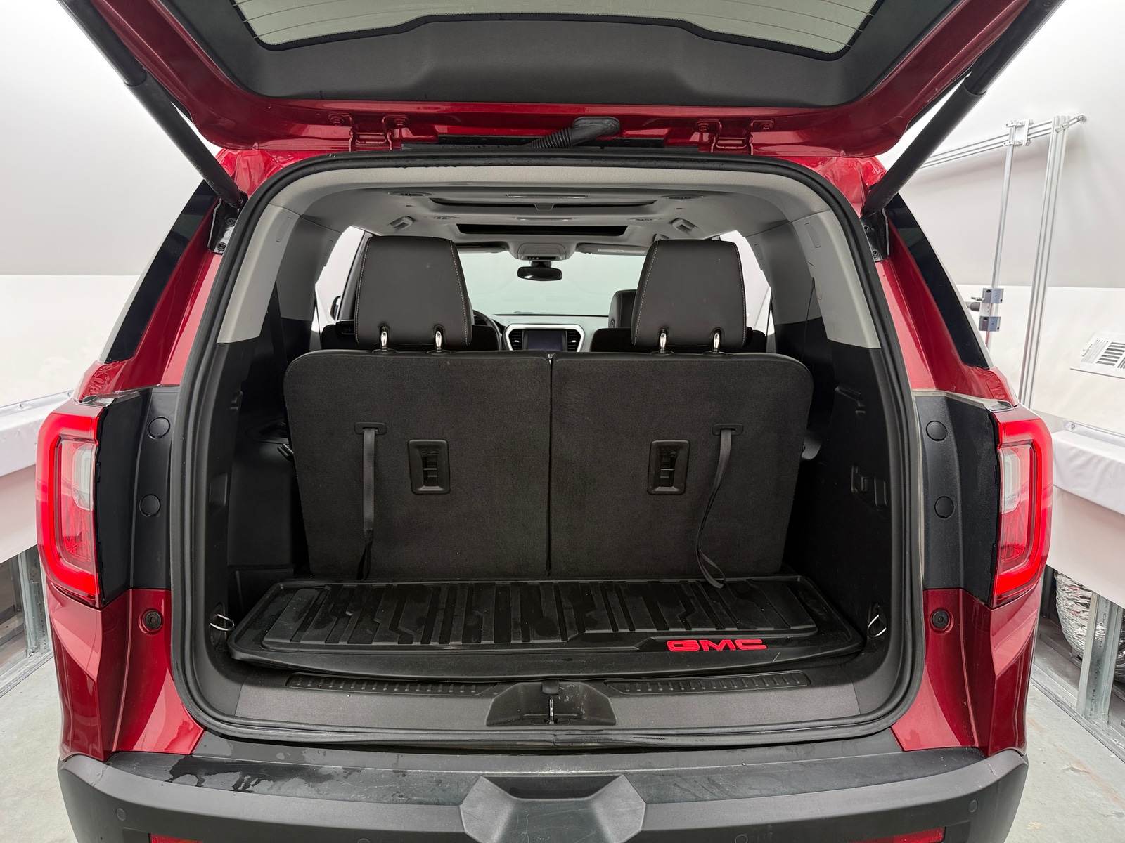 Thumbnail: 2023 GMC Acadia - 6
