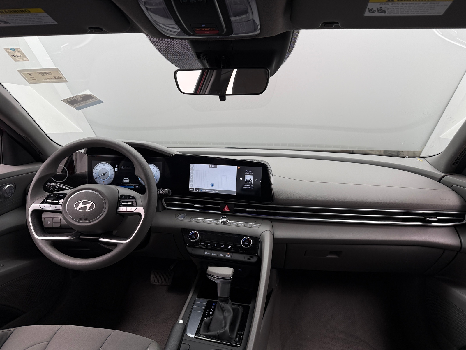 Thumbnail: 2024 Hyundai Elantra - 3