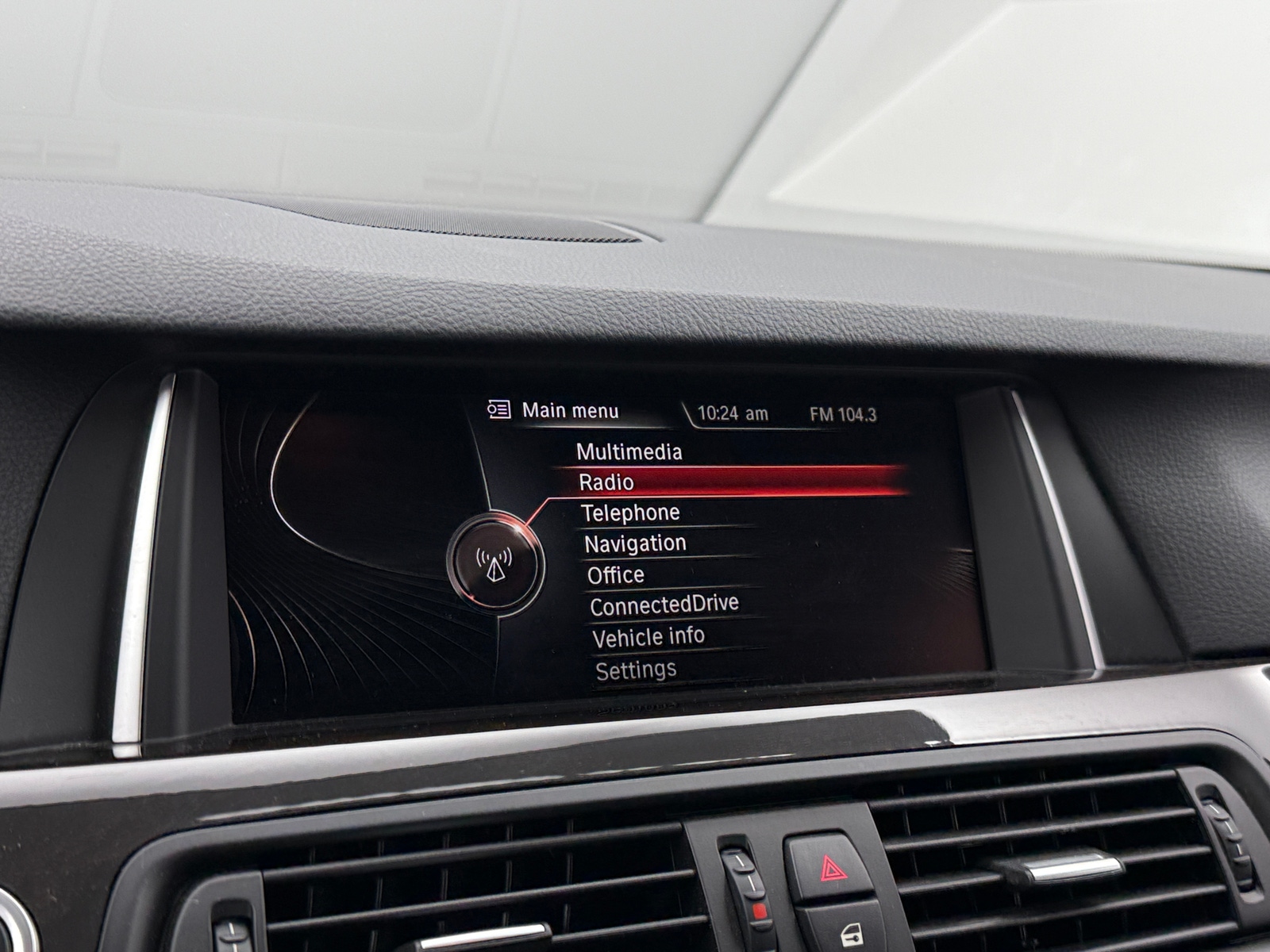 Thumbnail: 2016 BMW 5 Series - 3