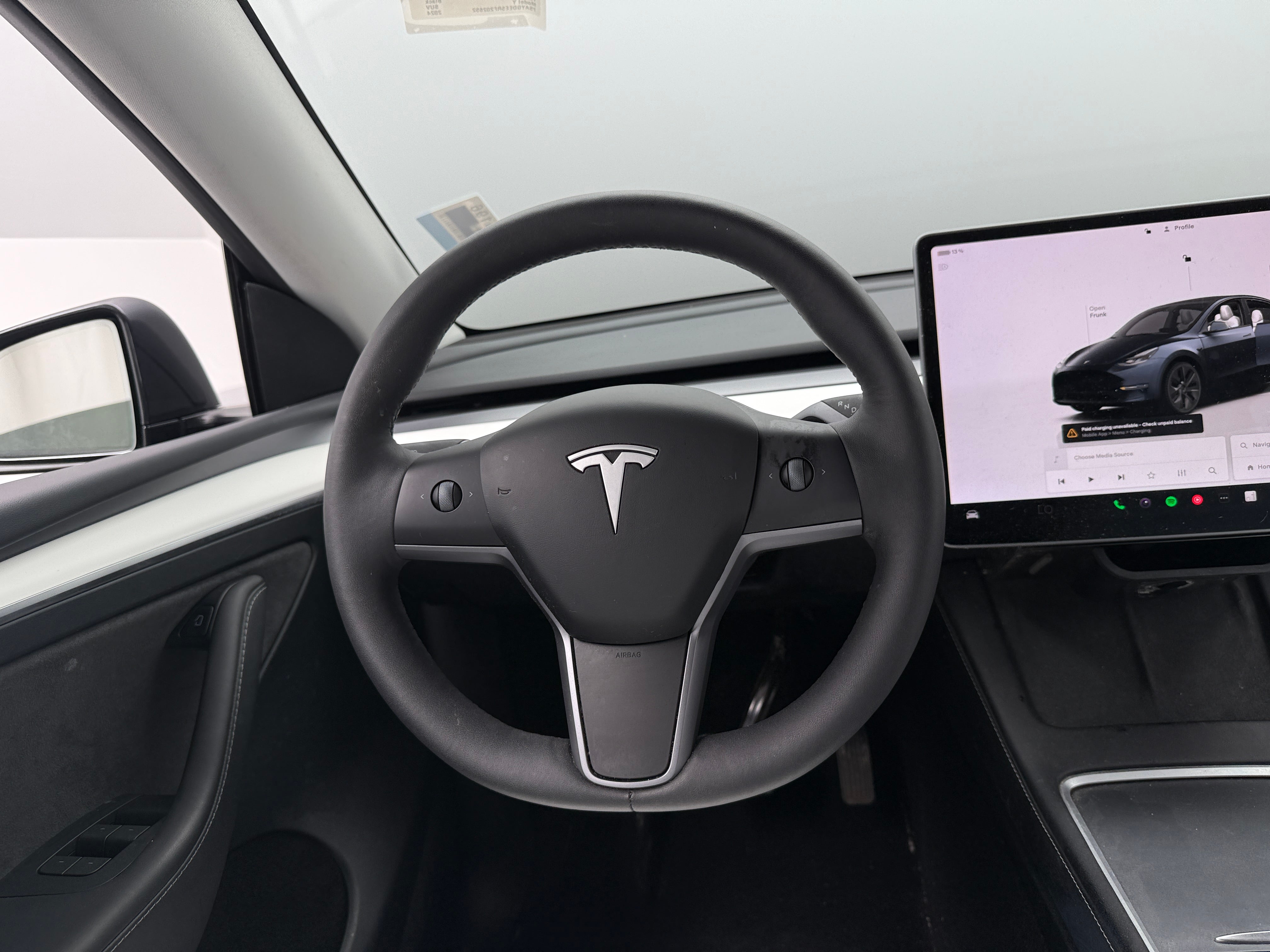 Used 2024 Tesla Model Y Long Range with VIN 7SAYGDEE5RF202652 for sale in Pewaukee, WI