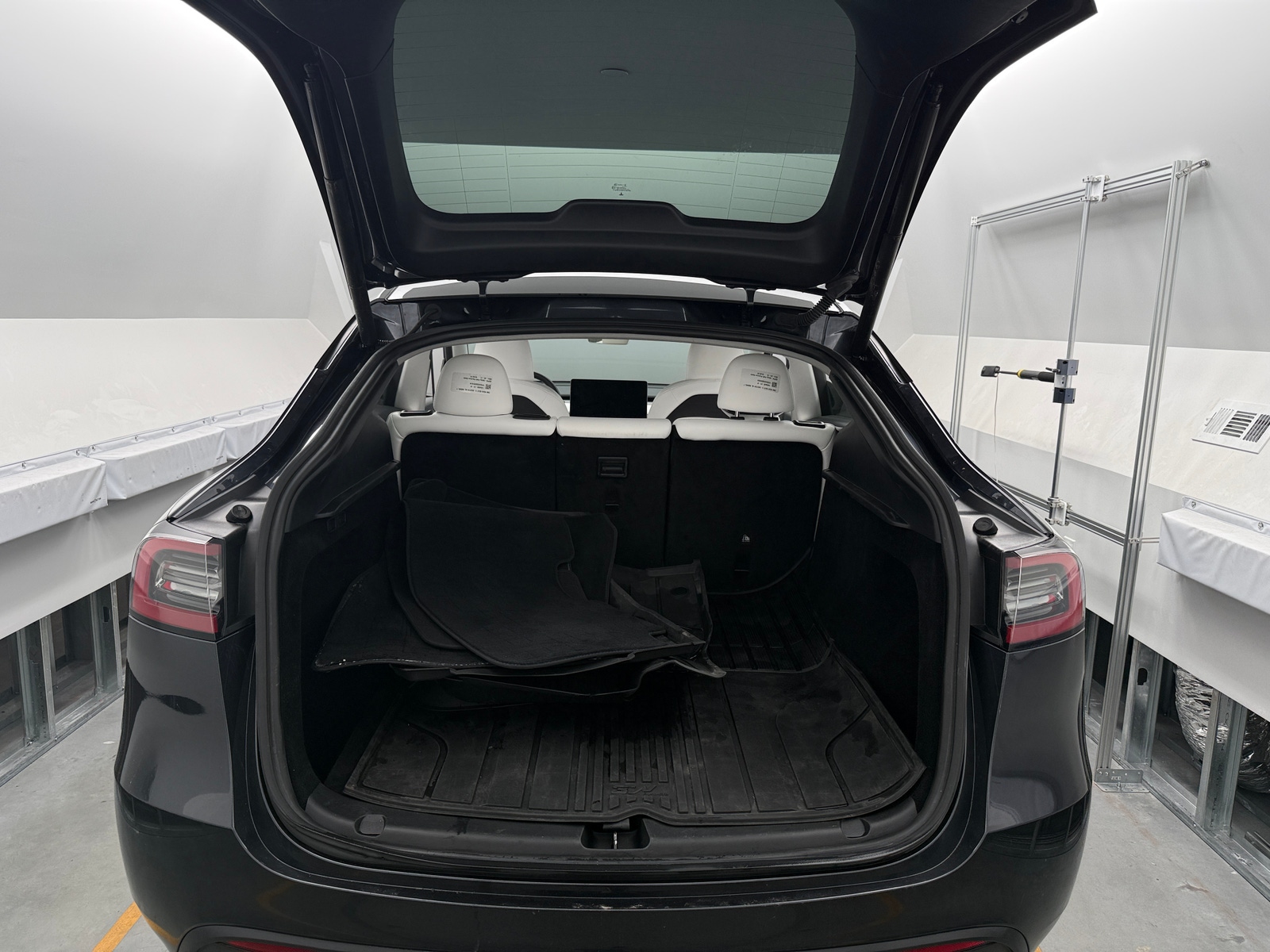Thumbnail: 2024 Tesla Model Y - 6