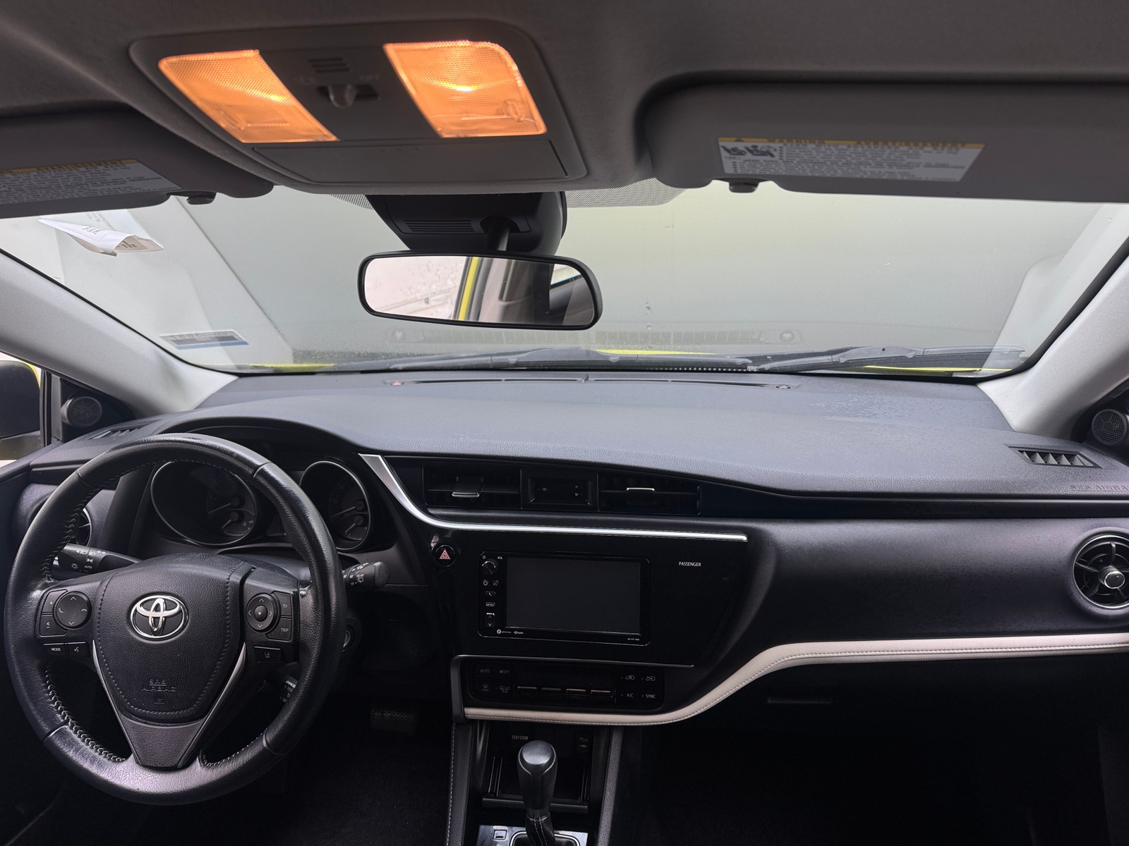 Thumbnail: 2018 Toyota Corolla iM - 3