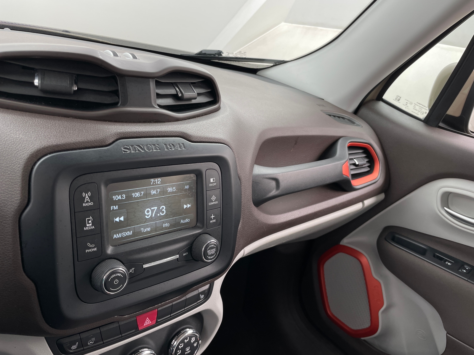 Thumbnail: 2015 Jeep Renegade - 4