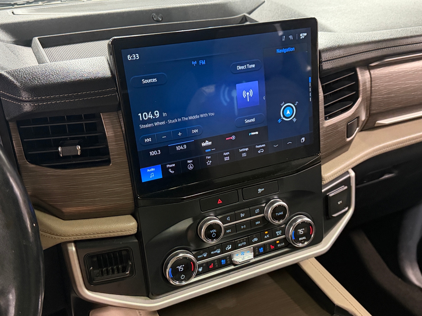 Thumbnail: 2022 Ford Expedition - 3
