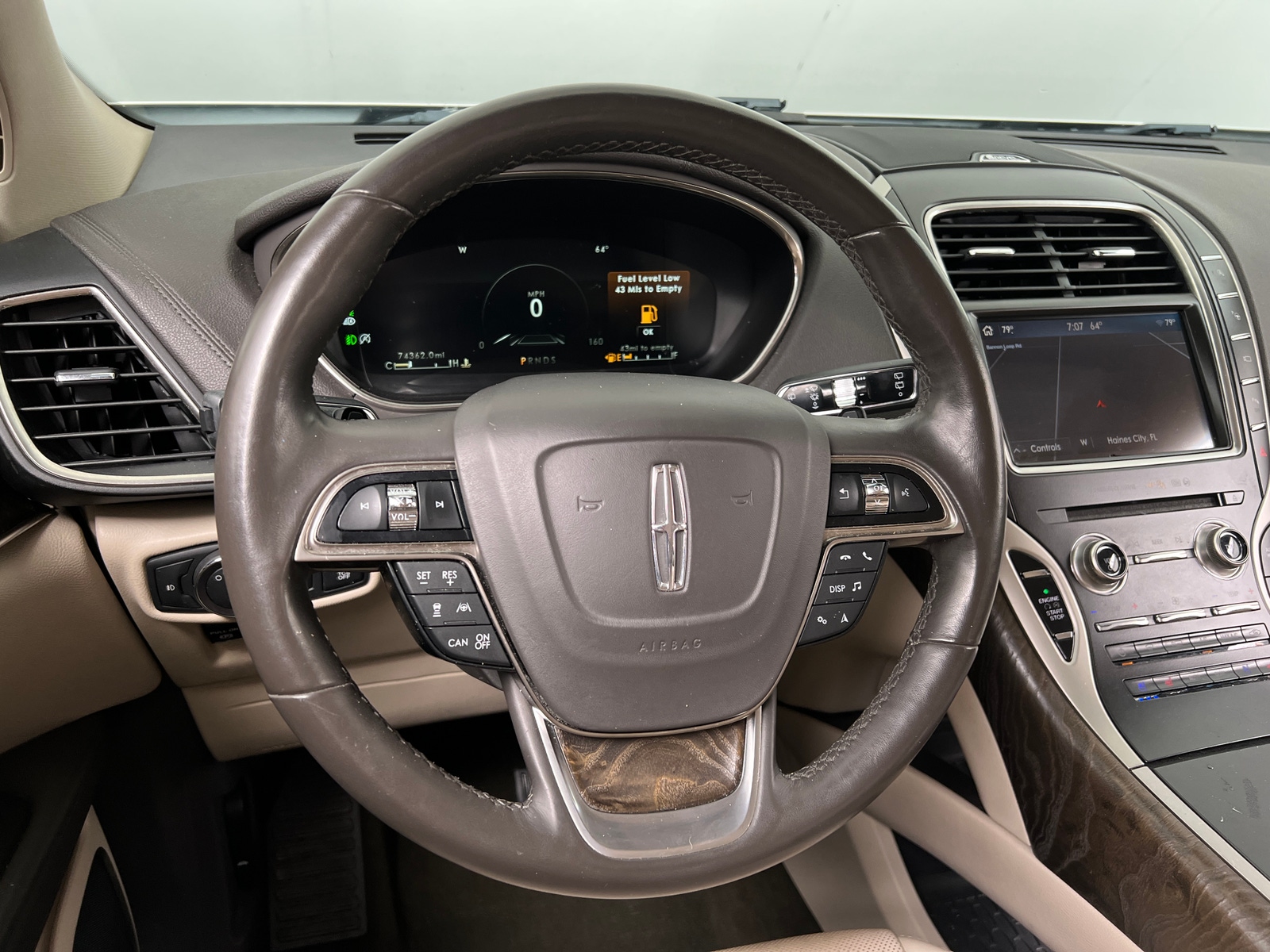 Thumbnail: 2019 Lincoln Nautilus - 4