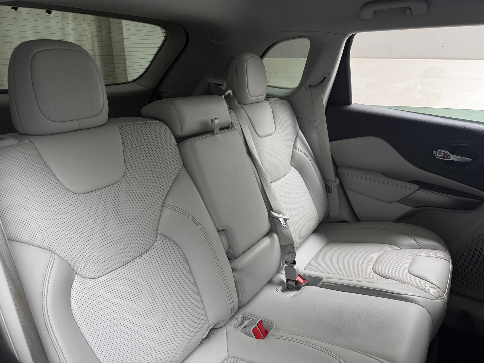 Thumbnail: 2021 Jeep Cherokee - 5
