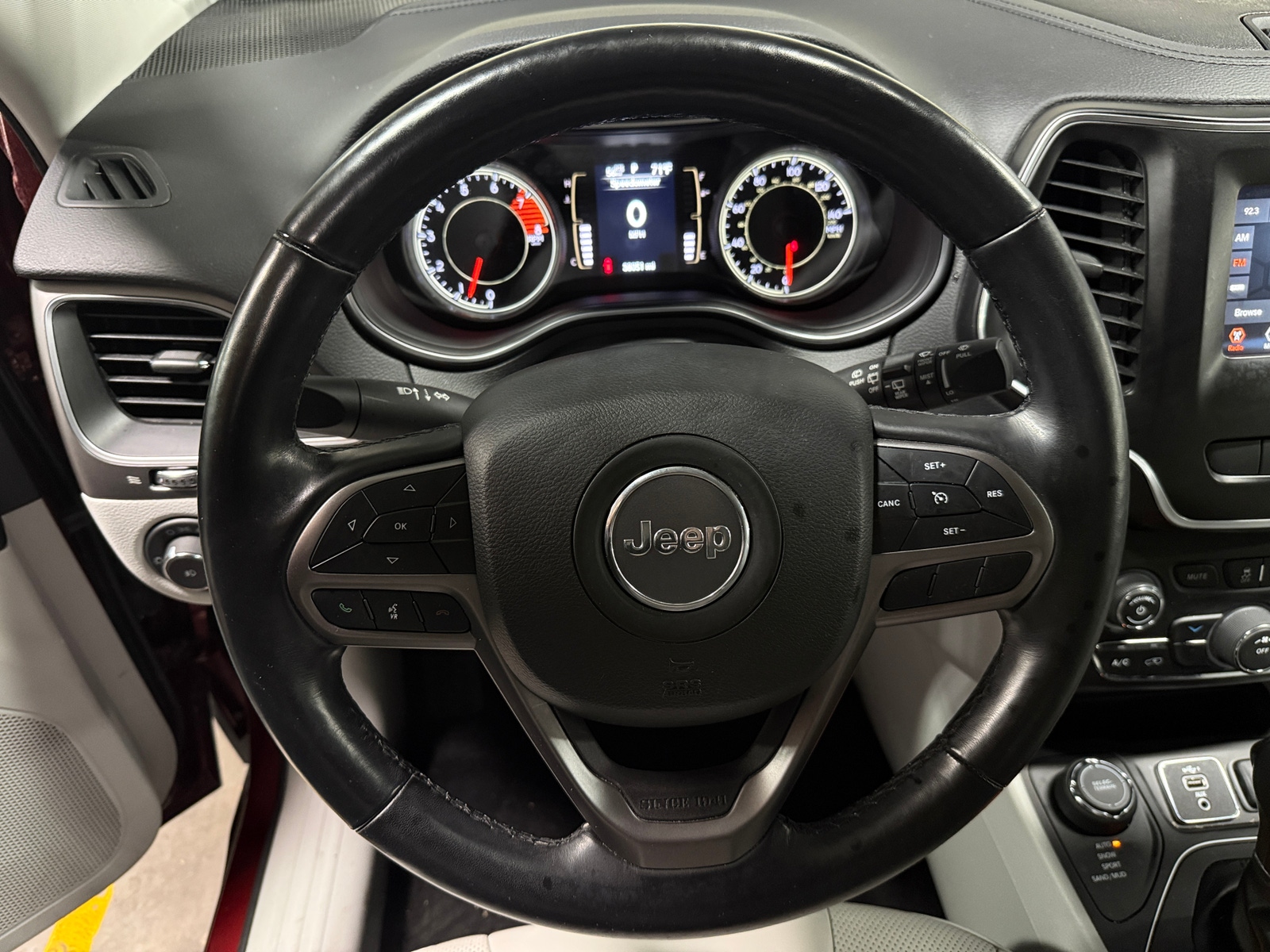 Thumbnail: 2021 Jeep Cherokee - 4