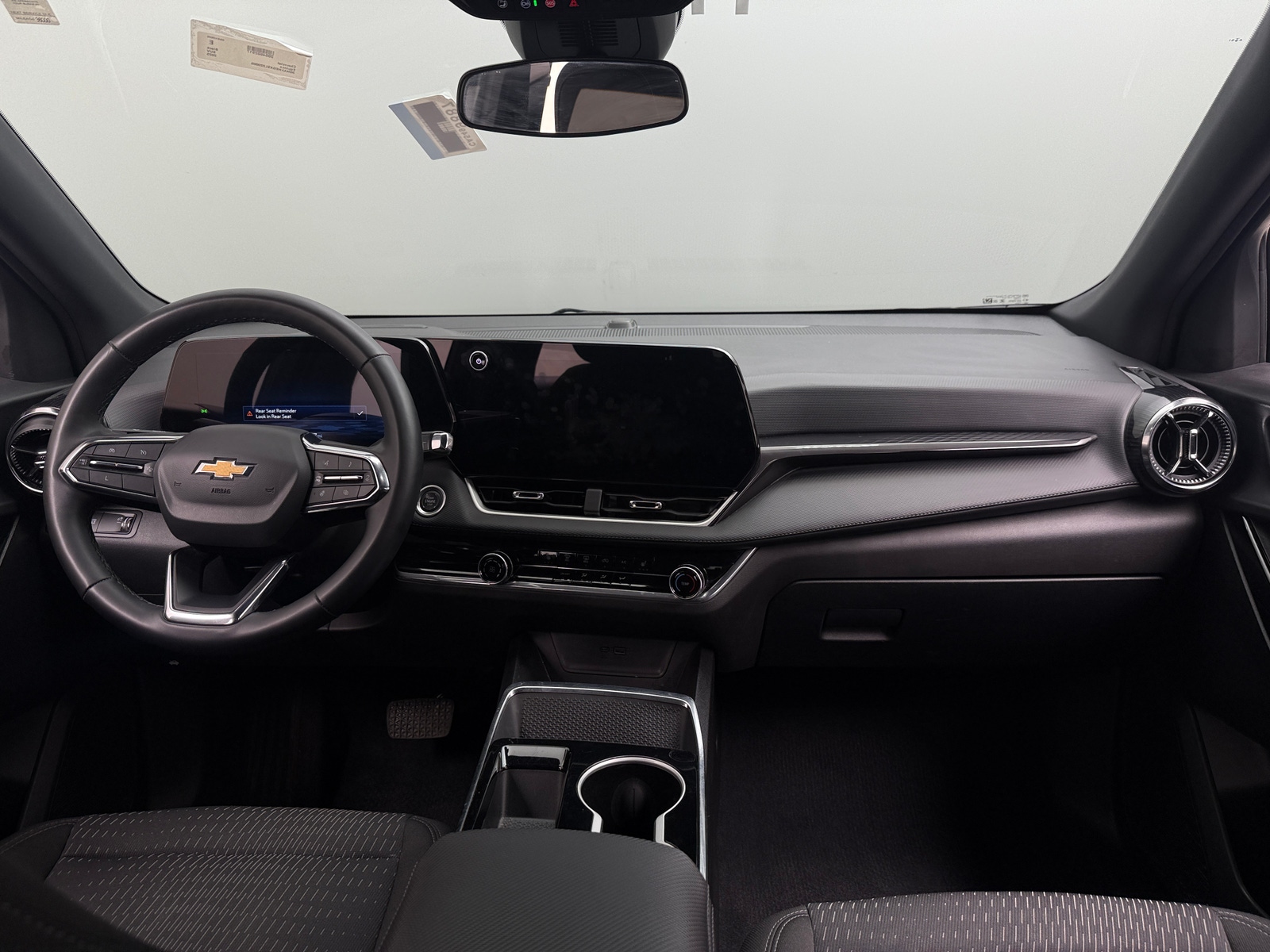 Thumbnail: 2025 Chevrolet Equinox - 3