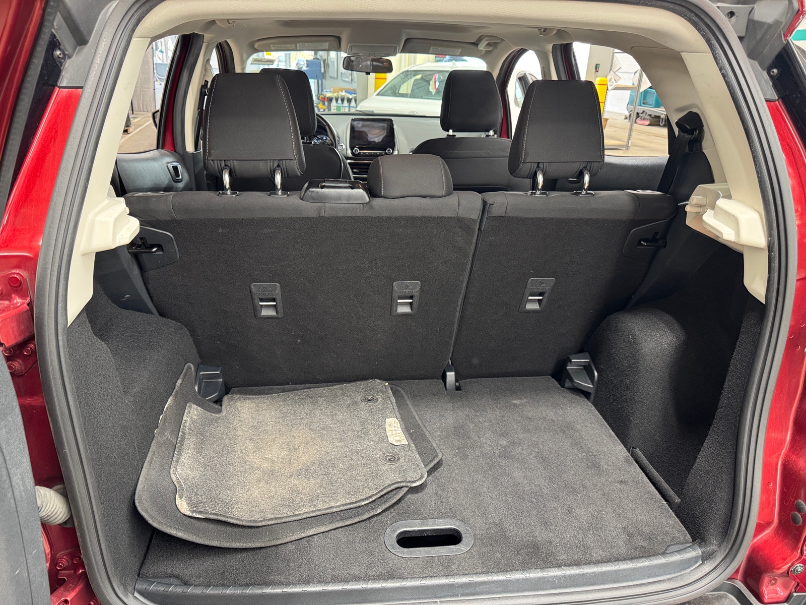 Thumbnail: 2019 Ford EcoSport - 7