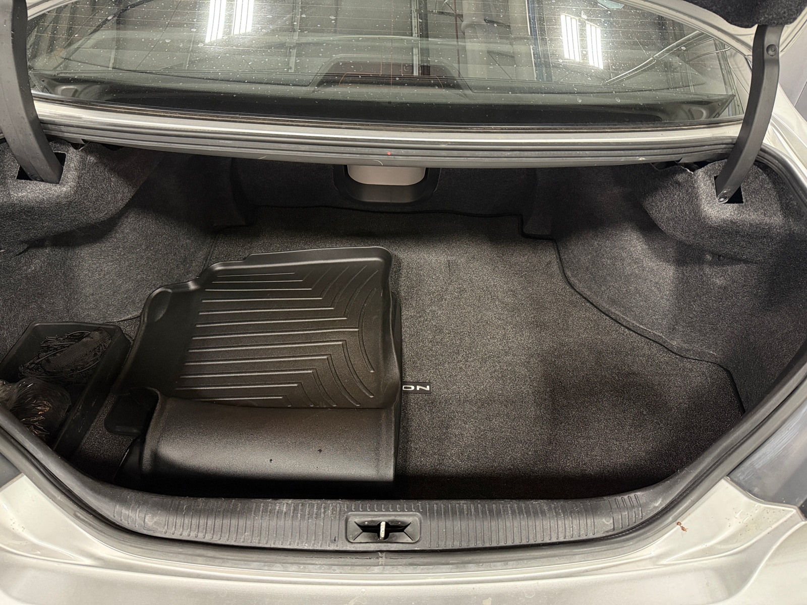 Thumbnail: 2011 Toyota Avalon - 6
