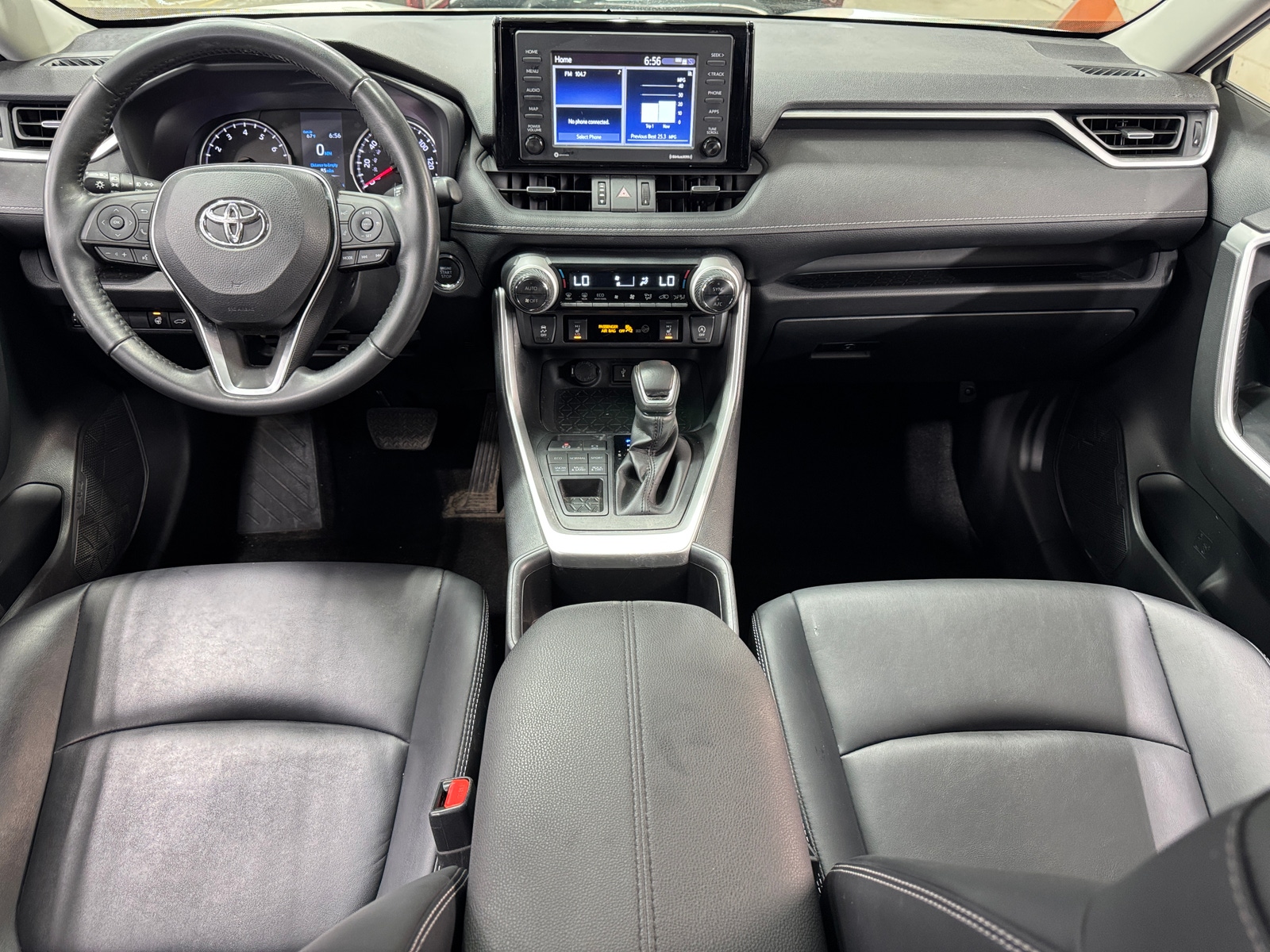 Thumbnail: 2022 Toyota RAV4 - 2