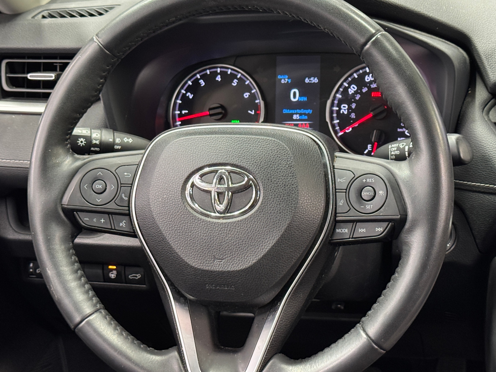 Thumbnail: 2022 Toyota RAV4 - 4