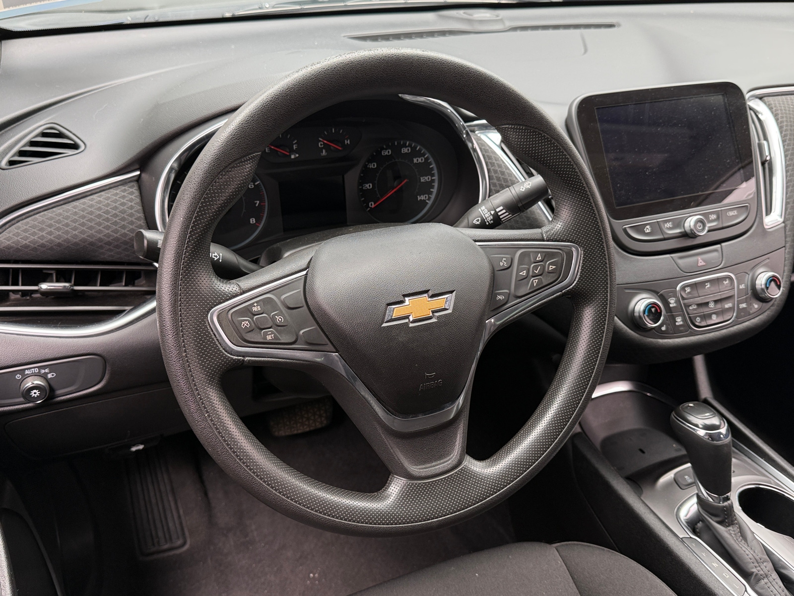 Thumbnail: 2019 Chevrolet Malibu - 5