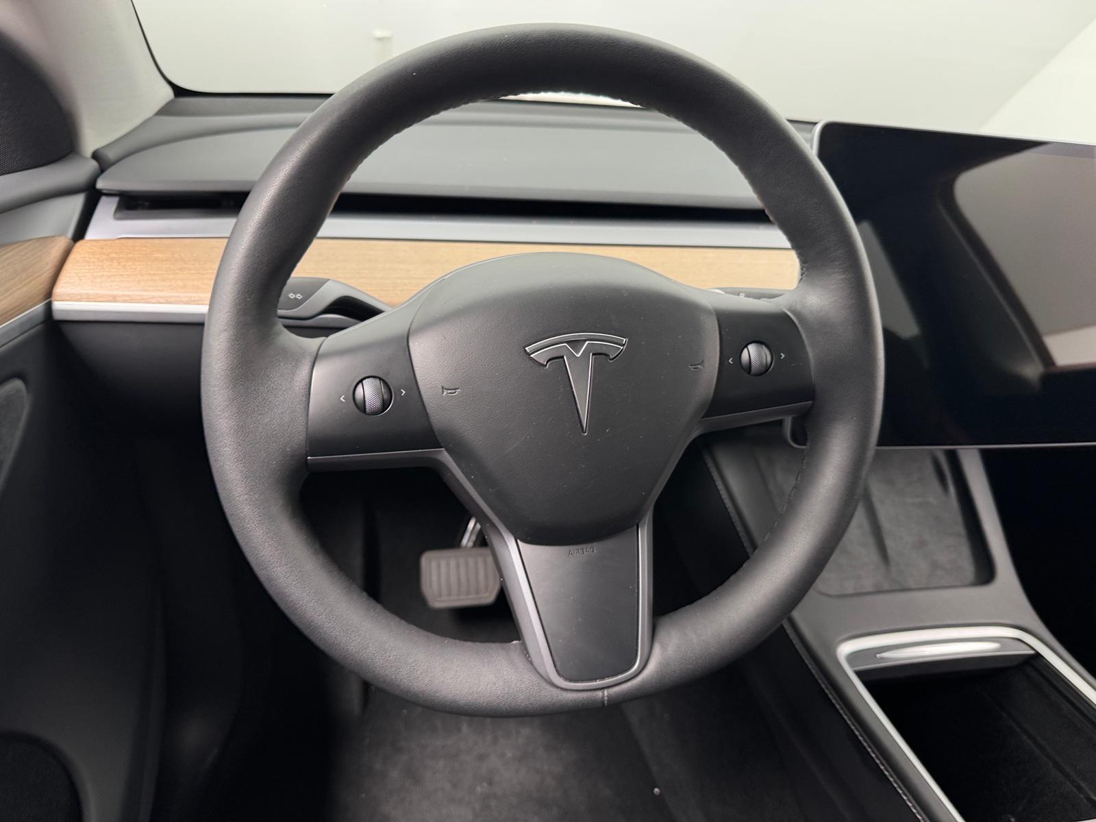 Thumbnail: 2023 Tesla Model Y - 4