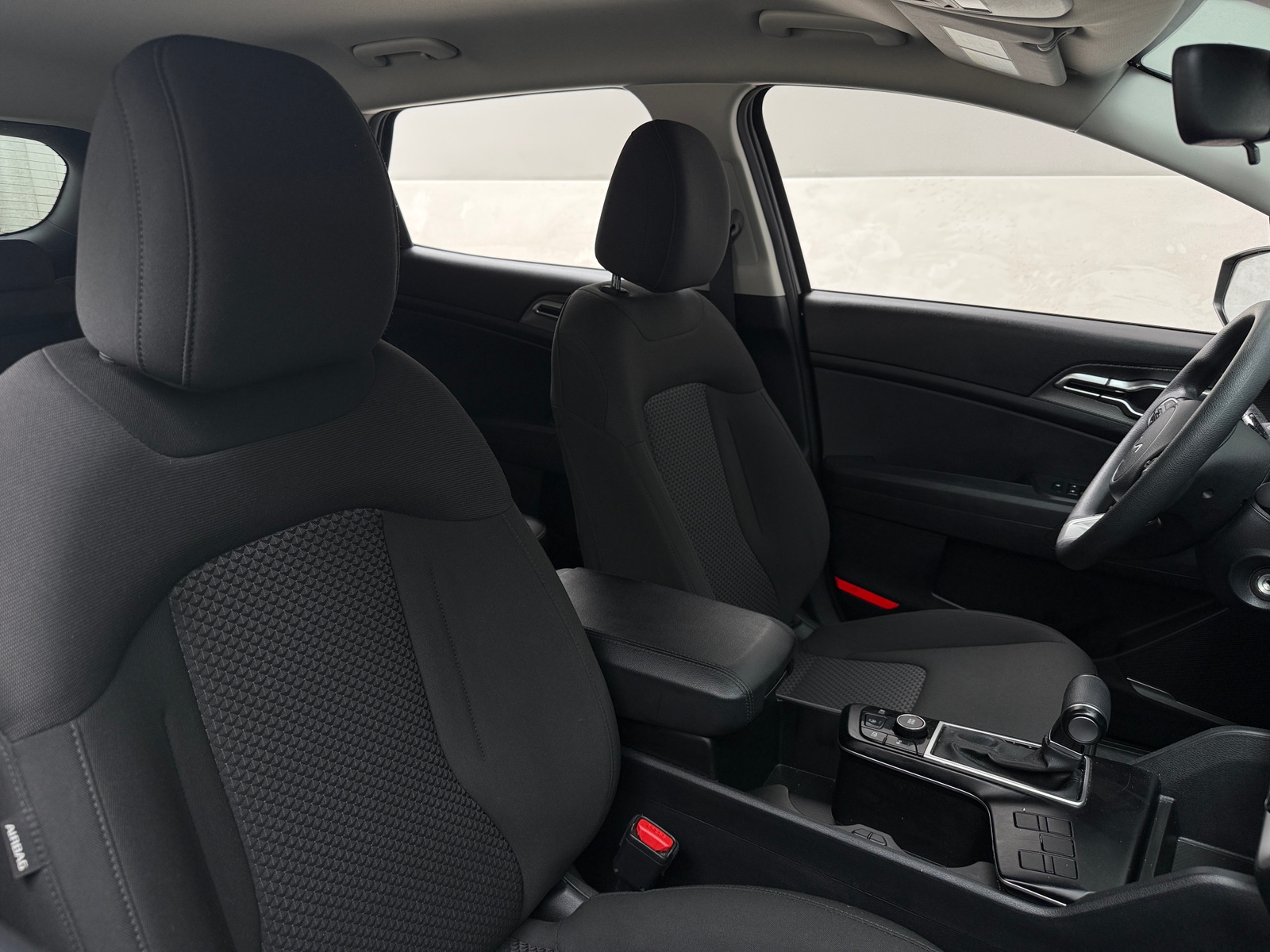 Thumbnail: 2025 Kia Sportage - 2