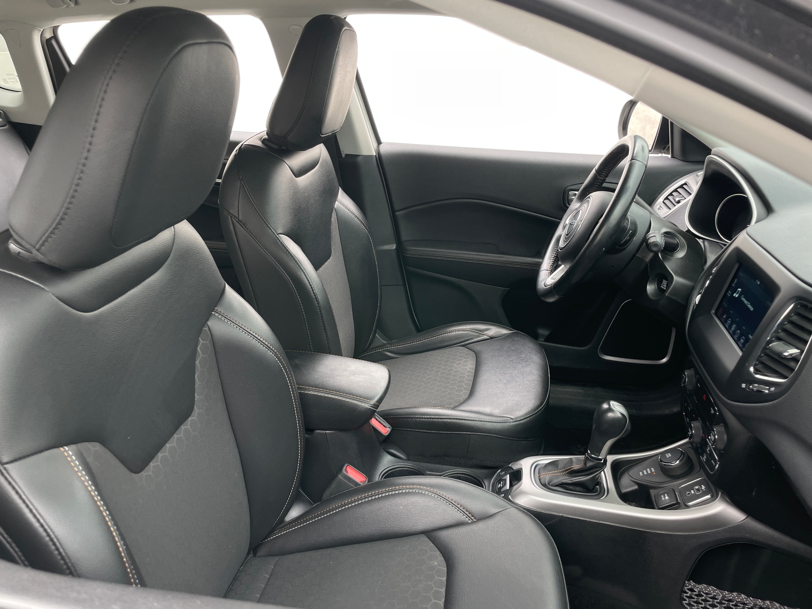 Thumbnail: 2019 Jeep Compass - 2