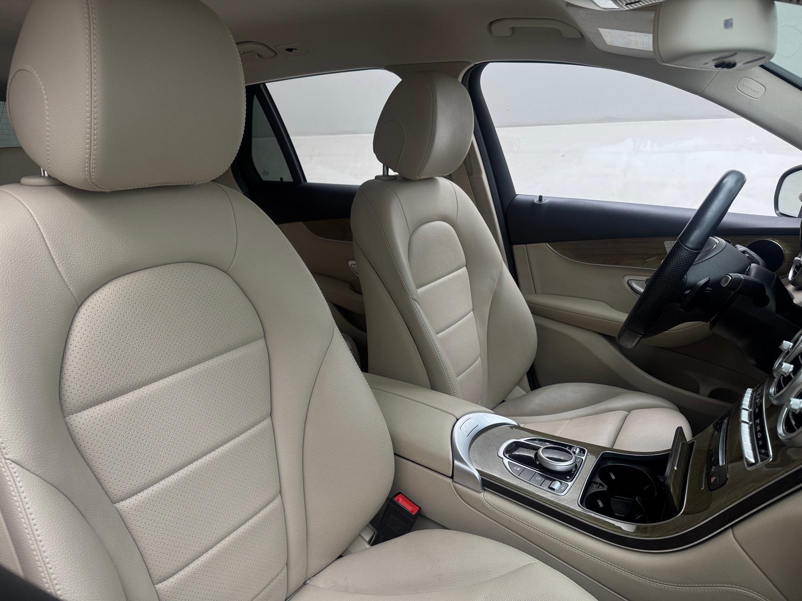 Thumbnail: 2019 Mercedes-Benz GLC - 2