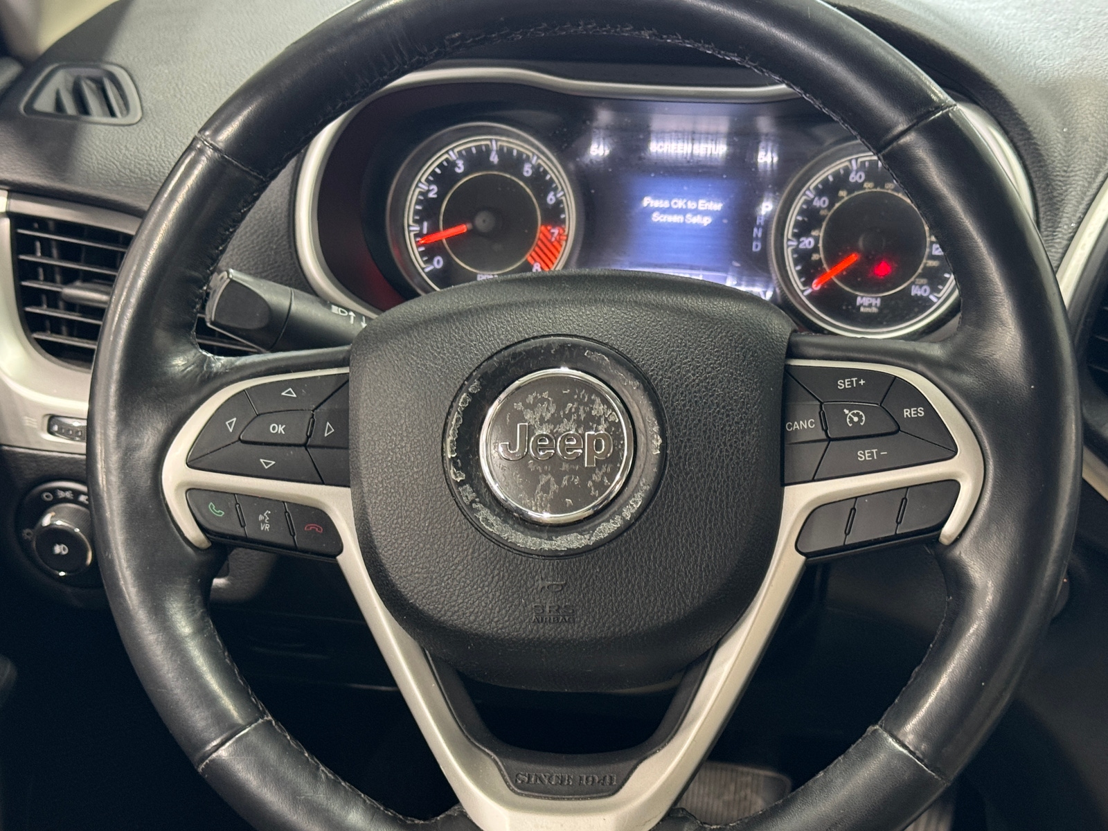 Thumbnail: 2015 Jeep Cherokee - 4