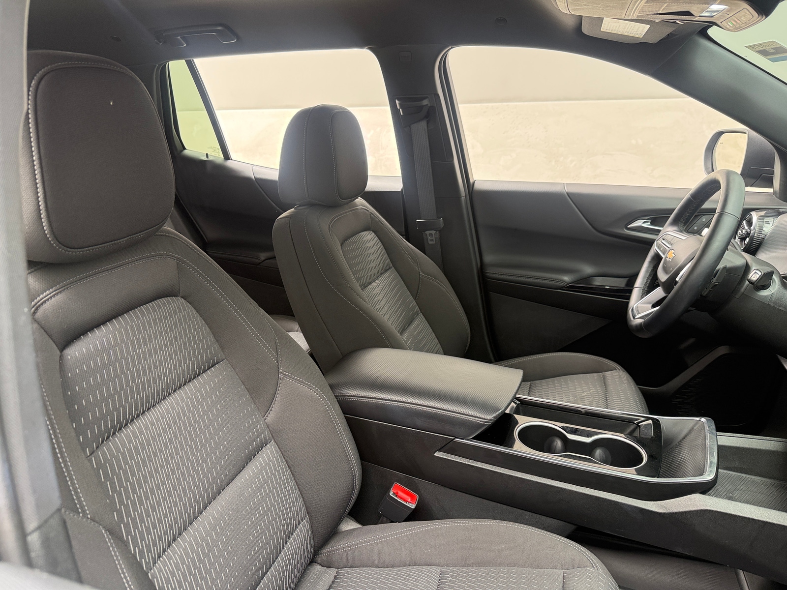 Thumbnail: 2025 Chevrolet Equinox - 2