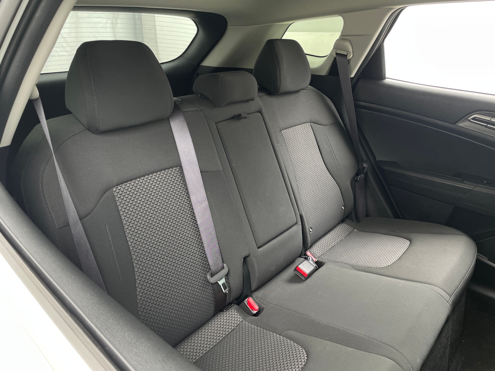 Thumbnail: 2023 Kia Sportage - 6