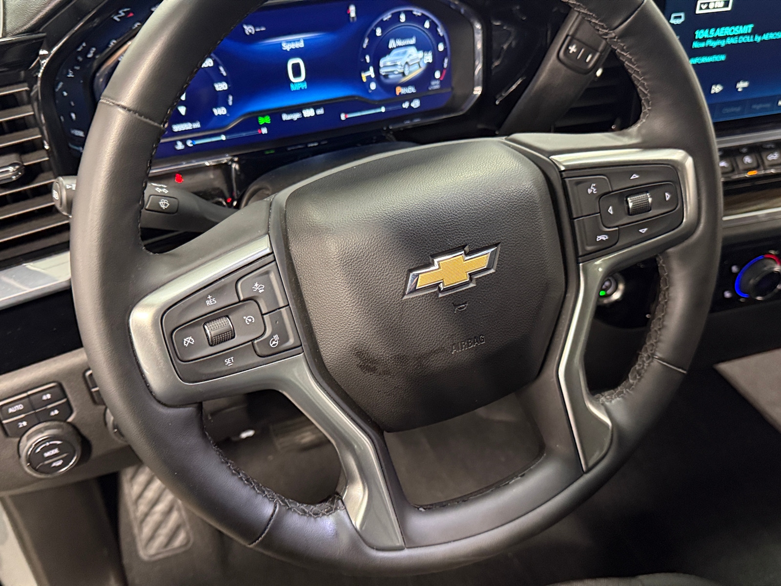Thumbnail: 2024 Chevrolet Silverado 1500 - 5