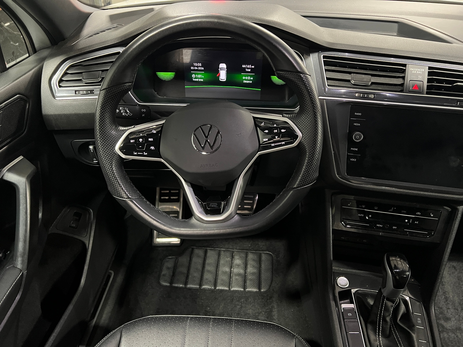Thumbnail: 2024 Volkswagen Tiguan - 4