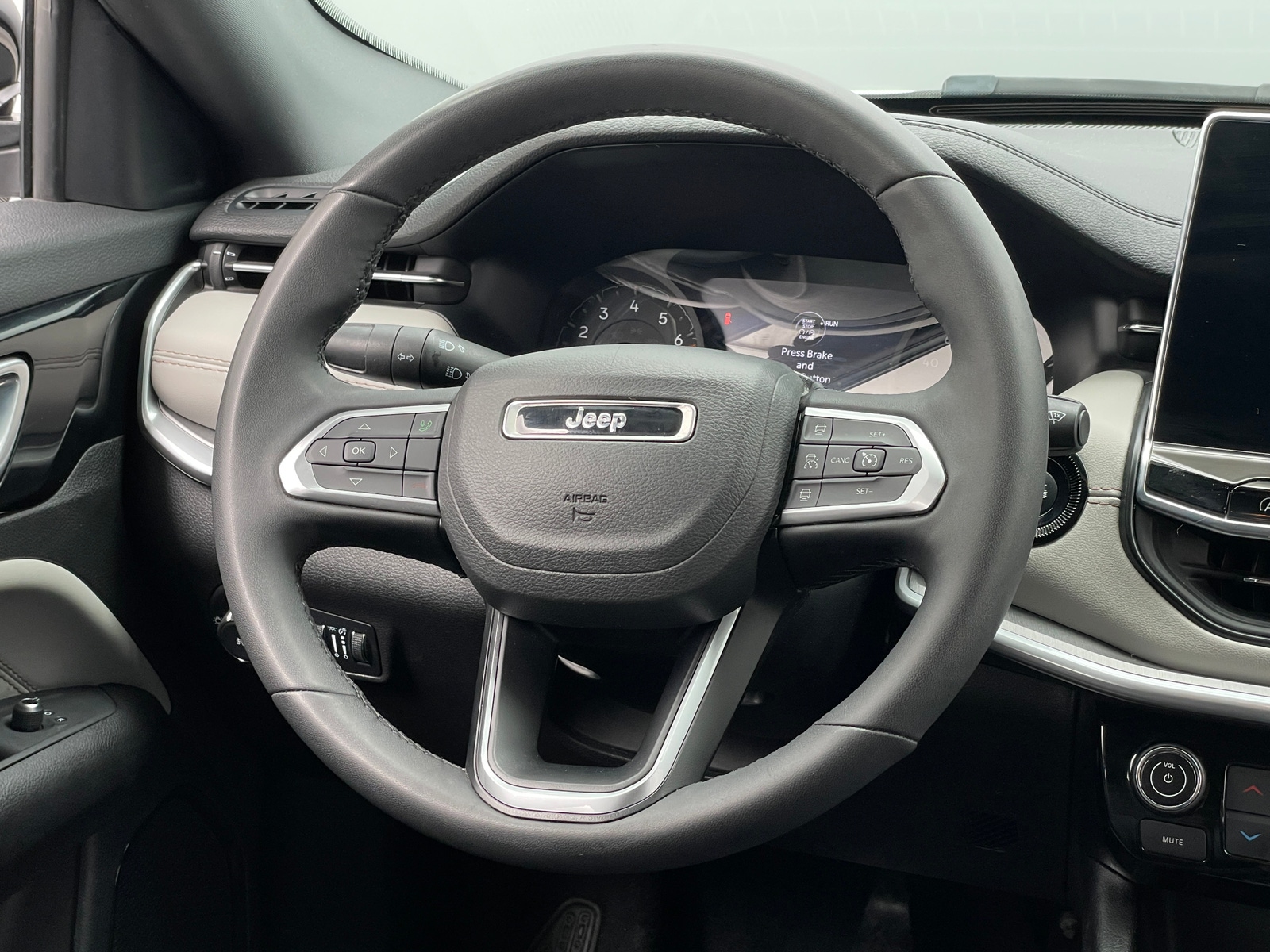 Thumbnail: 2025 Jeep Compass - 4