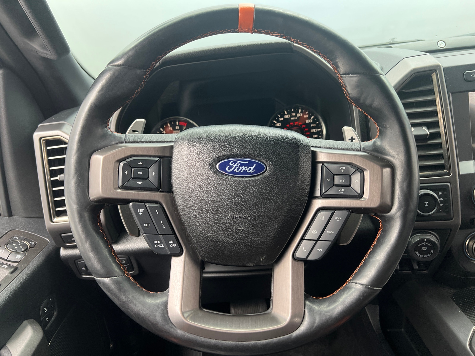 Thumbnail: 2018 Ford Econoline - 4