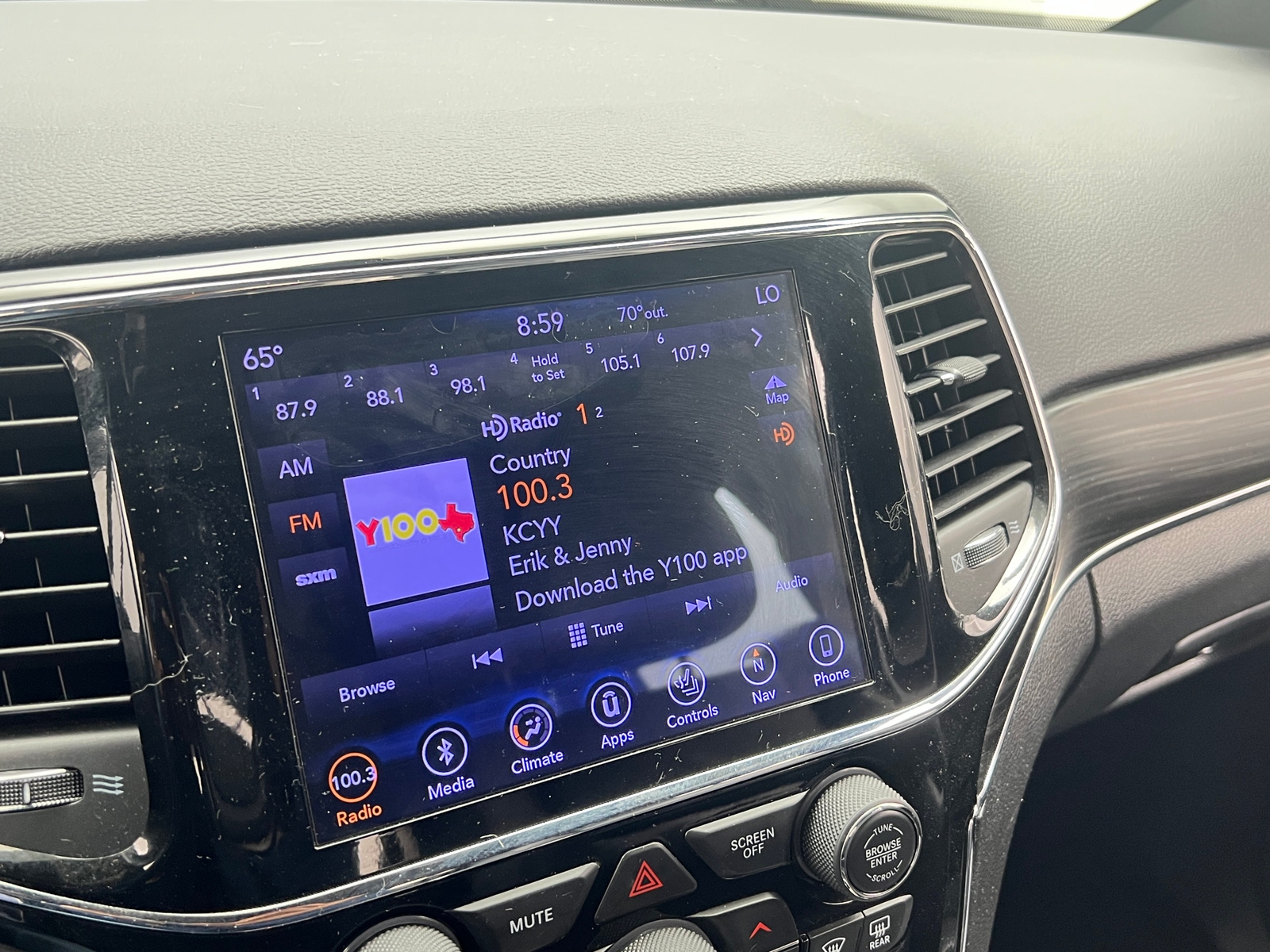 Thumbnail: 2019 Jeep Grand Cherokee - 3