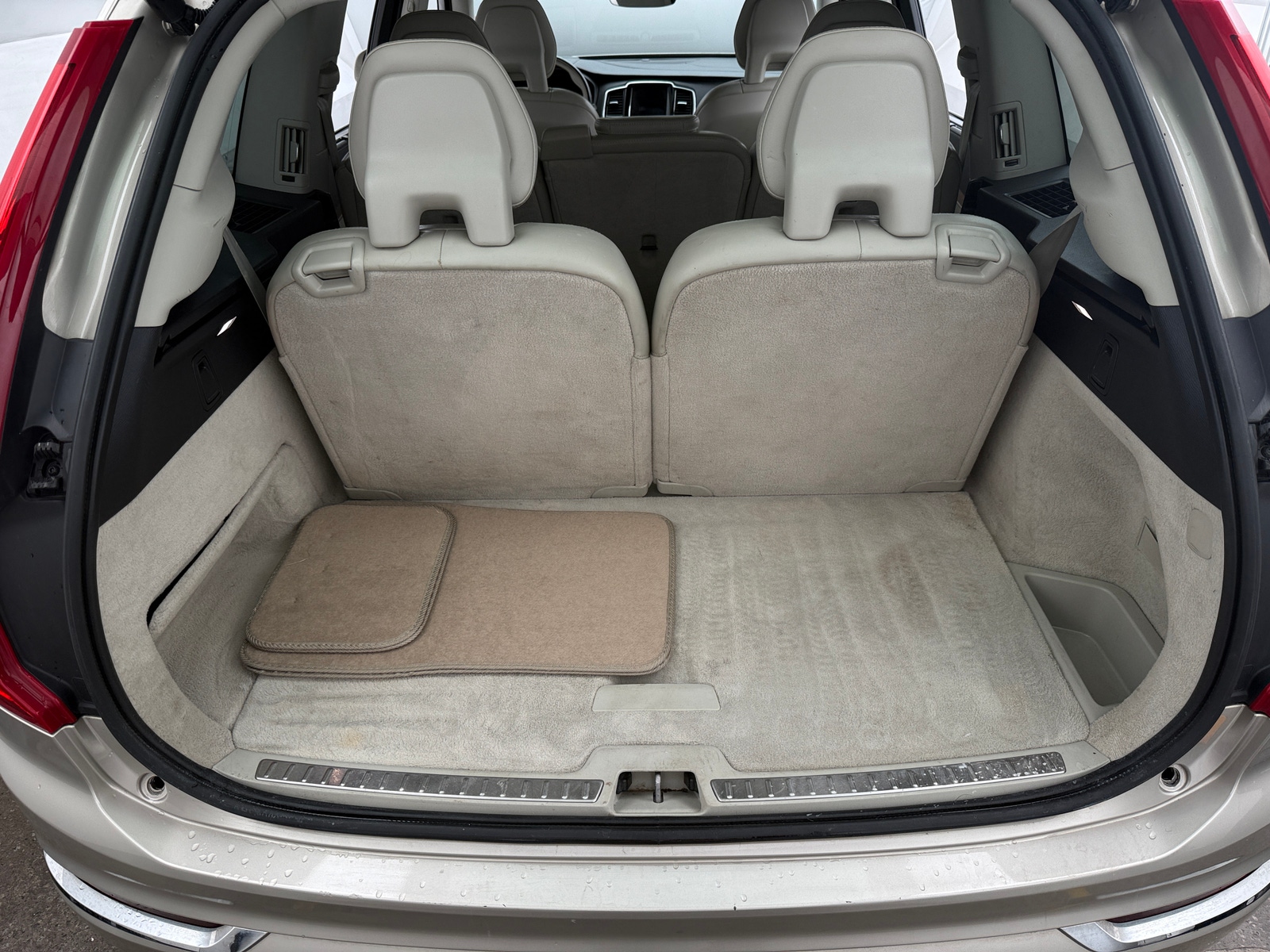 Thumbnail: 2016 Volvo XC90 - 6
