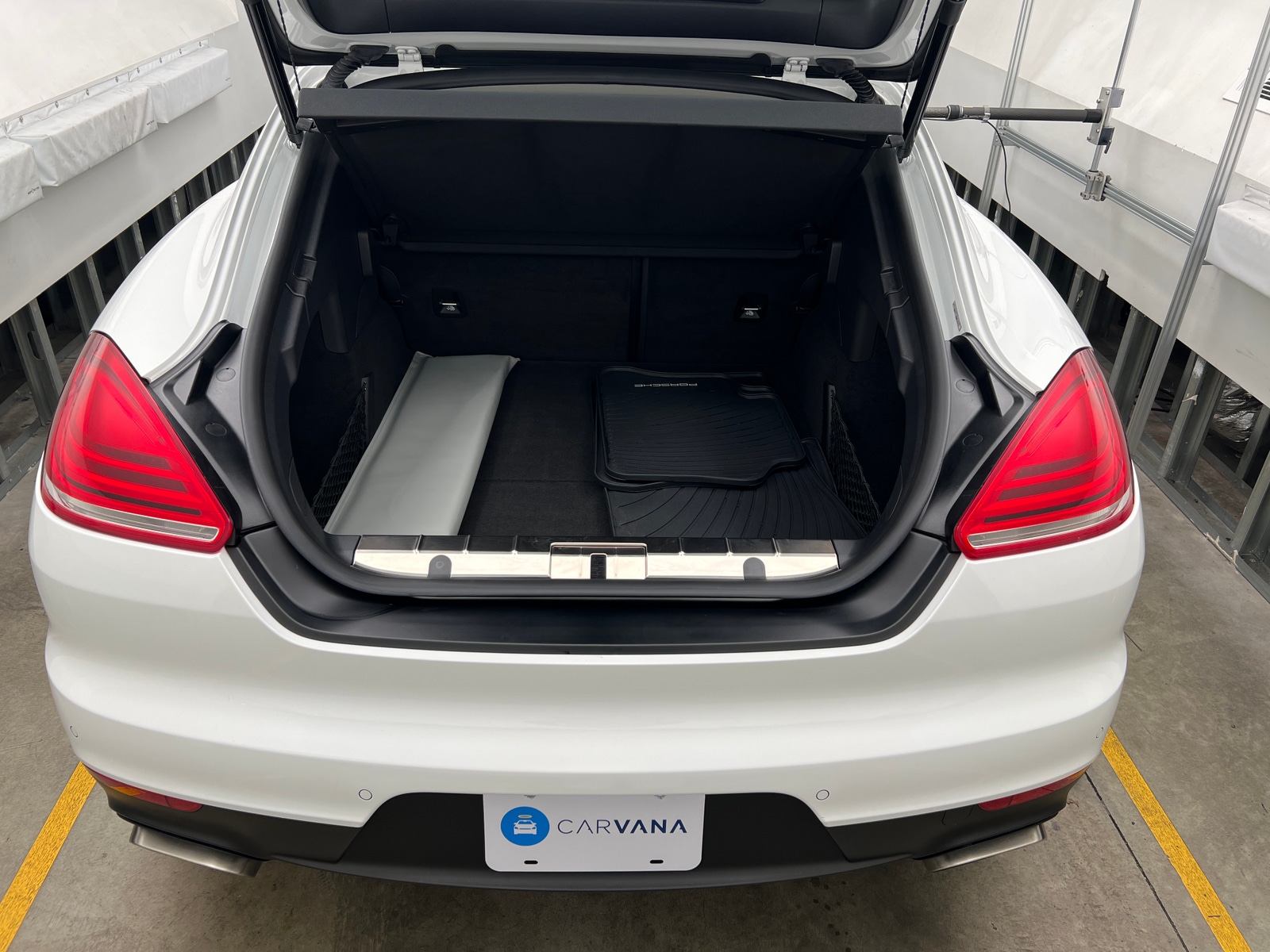 Thumbnail: 2016 Porsche Panamera - 6
