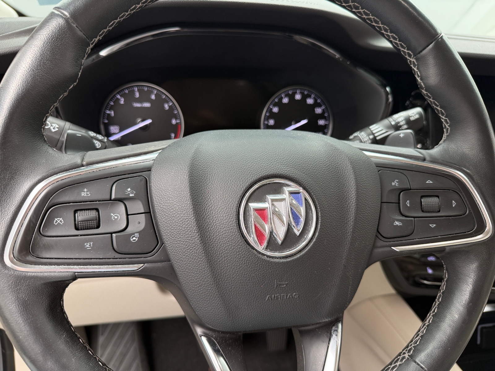 Thumbnail: 2023 Buick Envision - 4