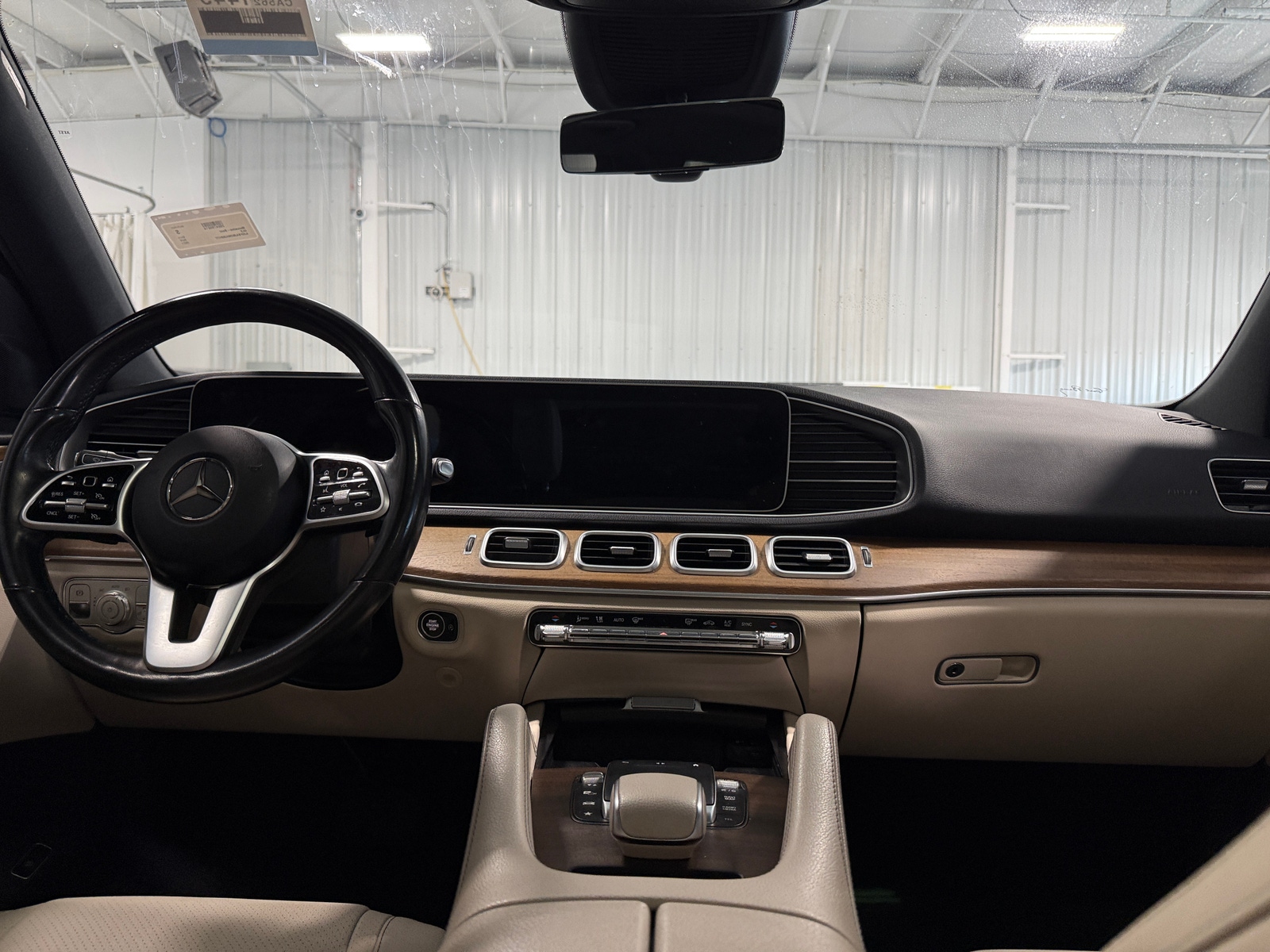 Thumbnail: 2021 Mercedes-Benz GLE - 2