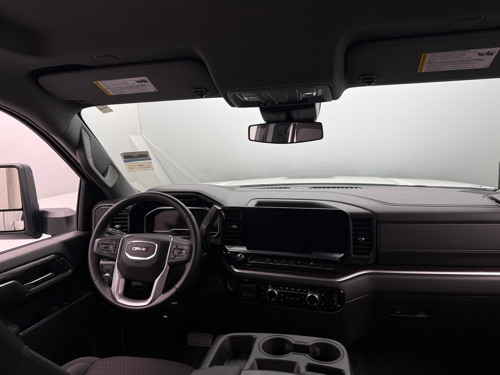 Thumbnail: 2025 GMC Sierra 2500 - 3