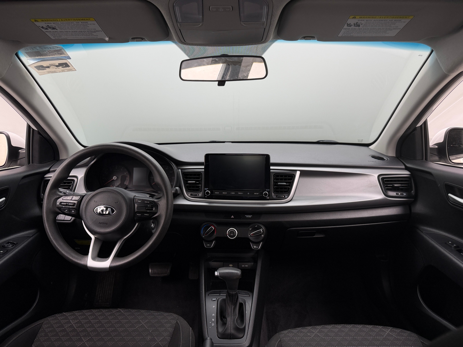 Thumbnail: 2021 Kia Rio - 3