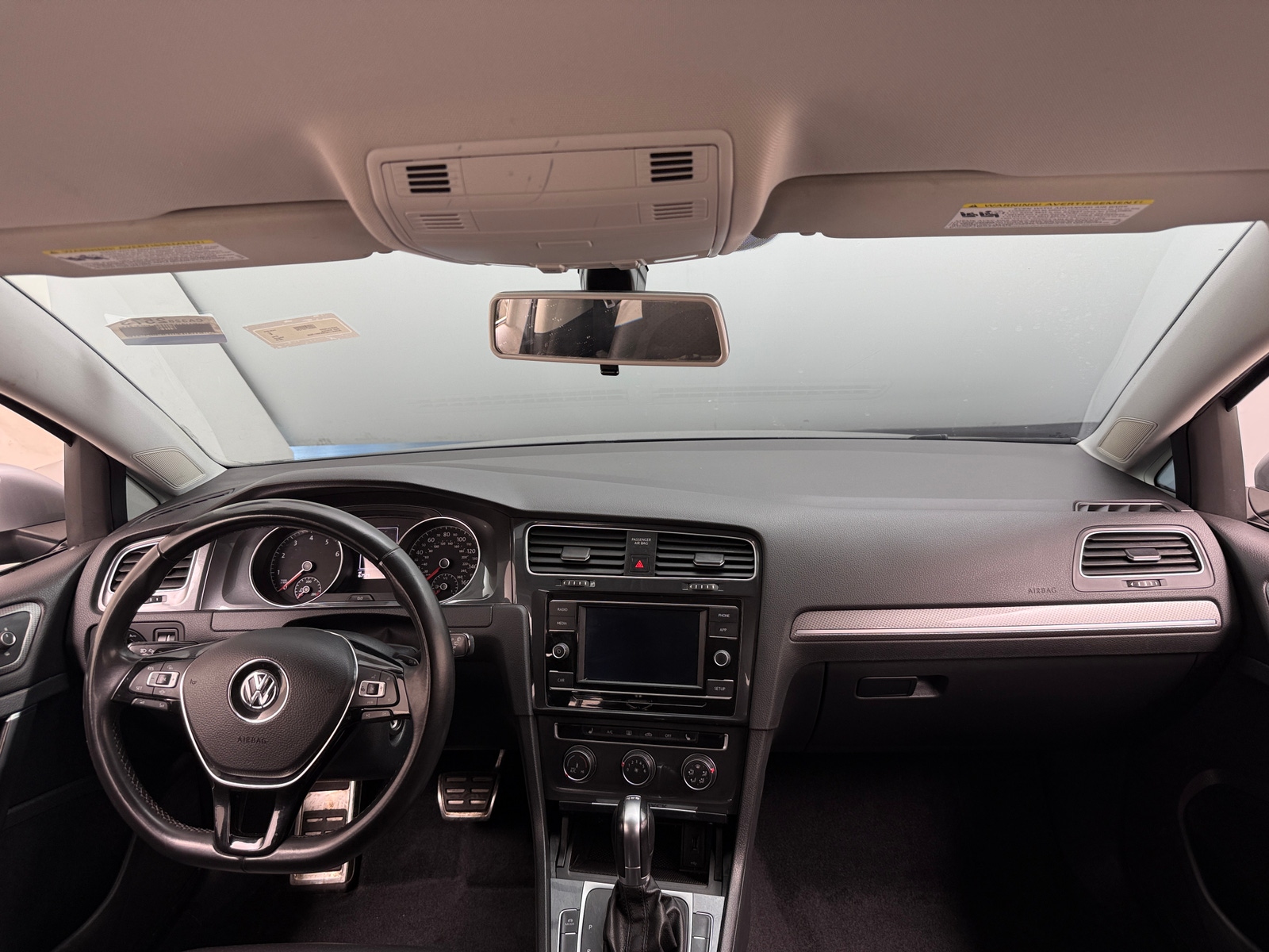 Thumbnail: 2019 Volkswagen Golf - 2