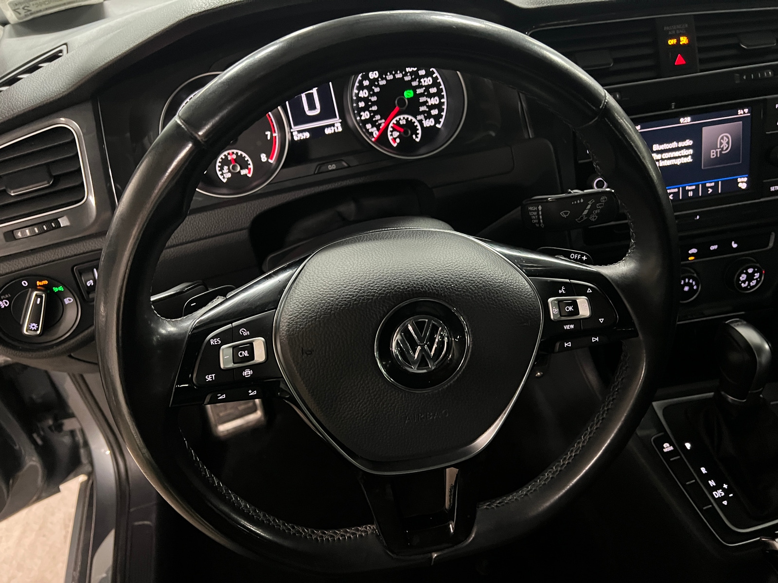 Thumbnail: 2019 Volkswagen Golf - 4