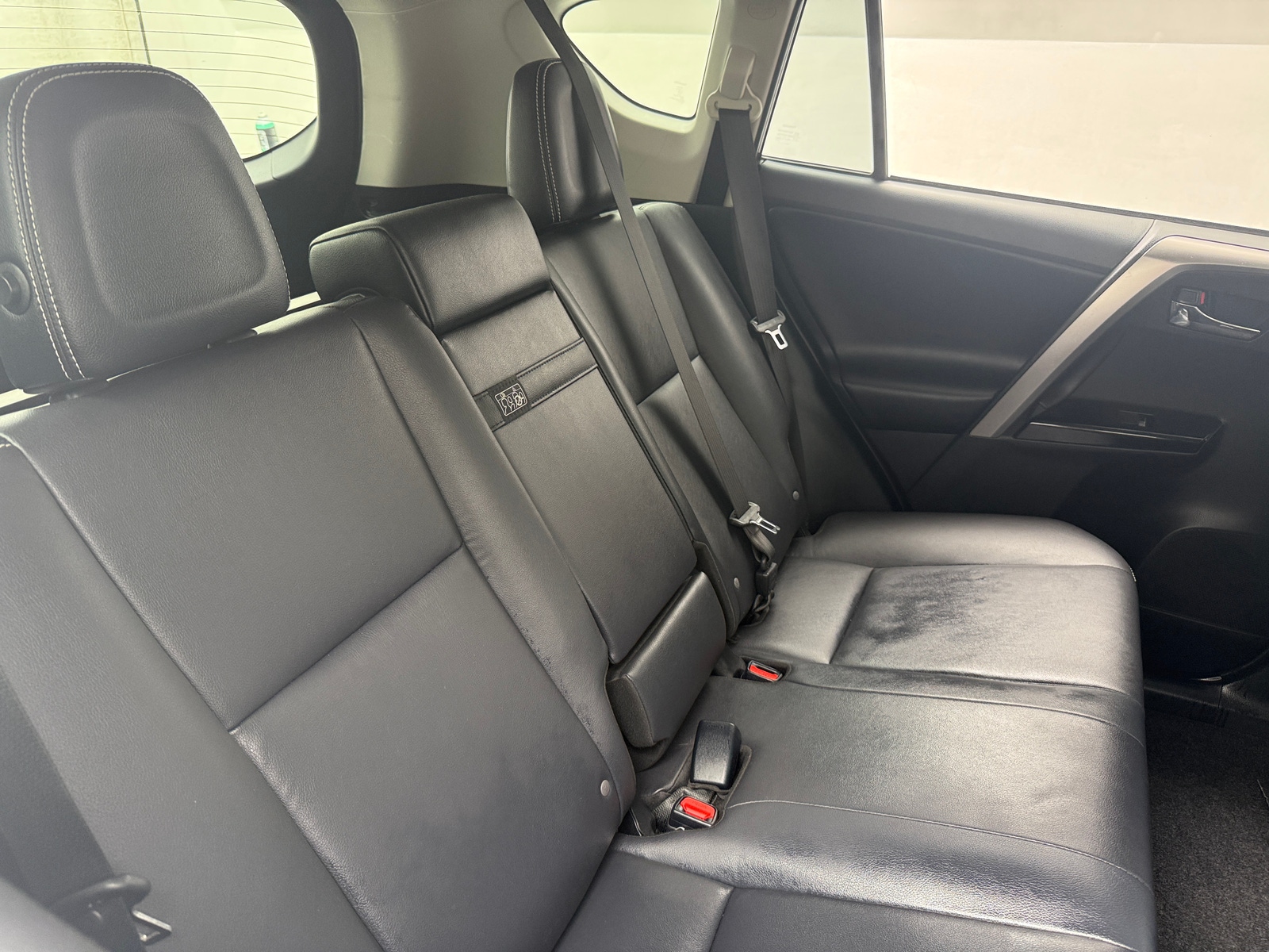 Thumbnail: 2018 Toyota RAV4 - 5