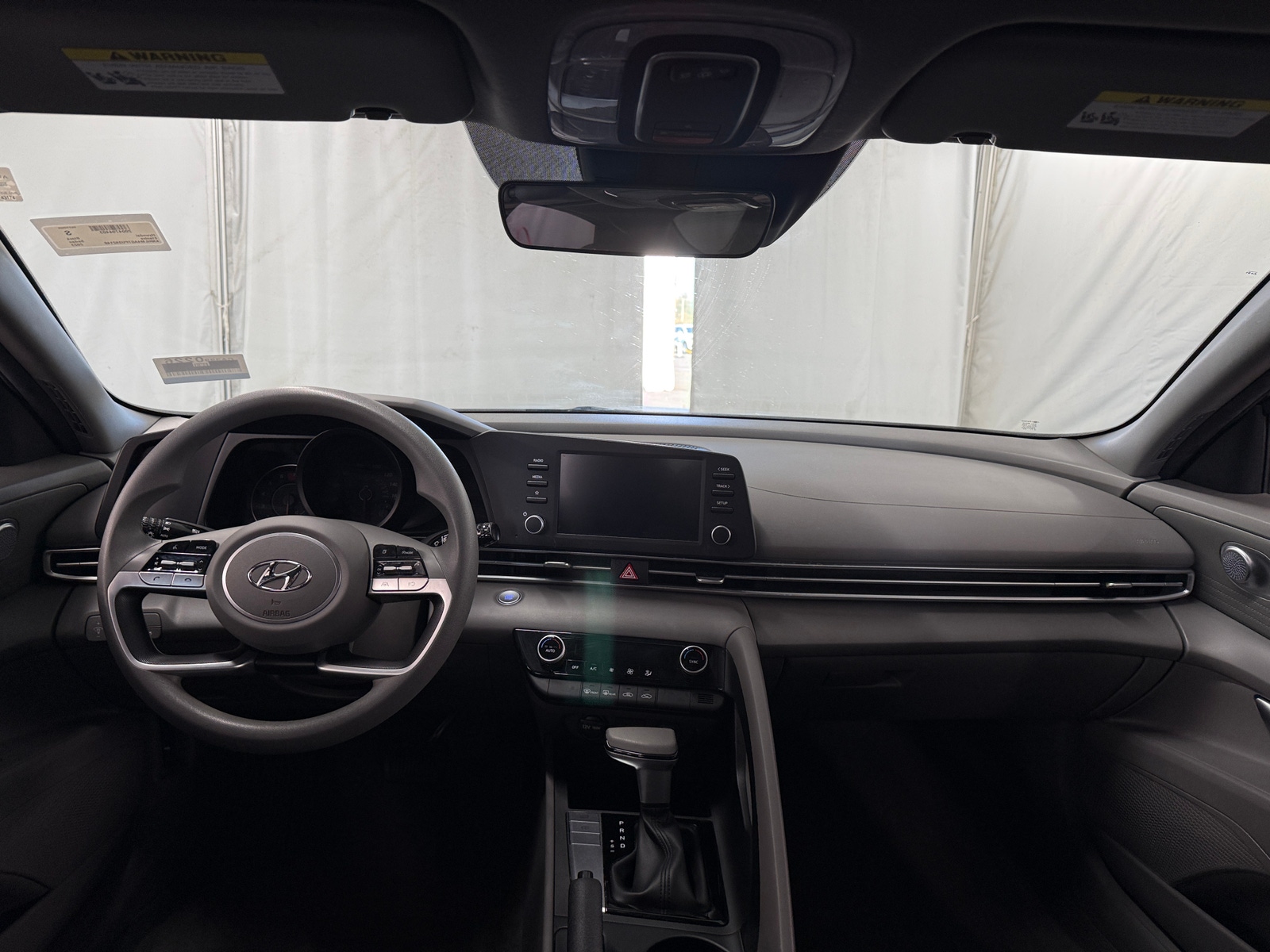 Thumbnail: 2023 Hyundai Elantra - 3