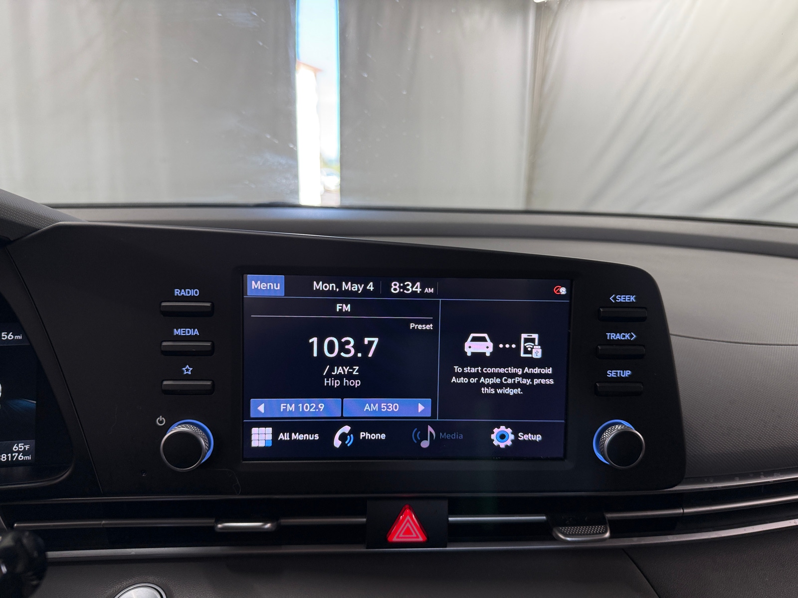 Thumbnail: 2023 Hyundai Elantra - 4
