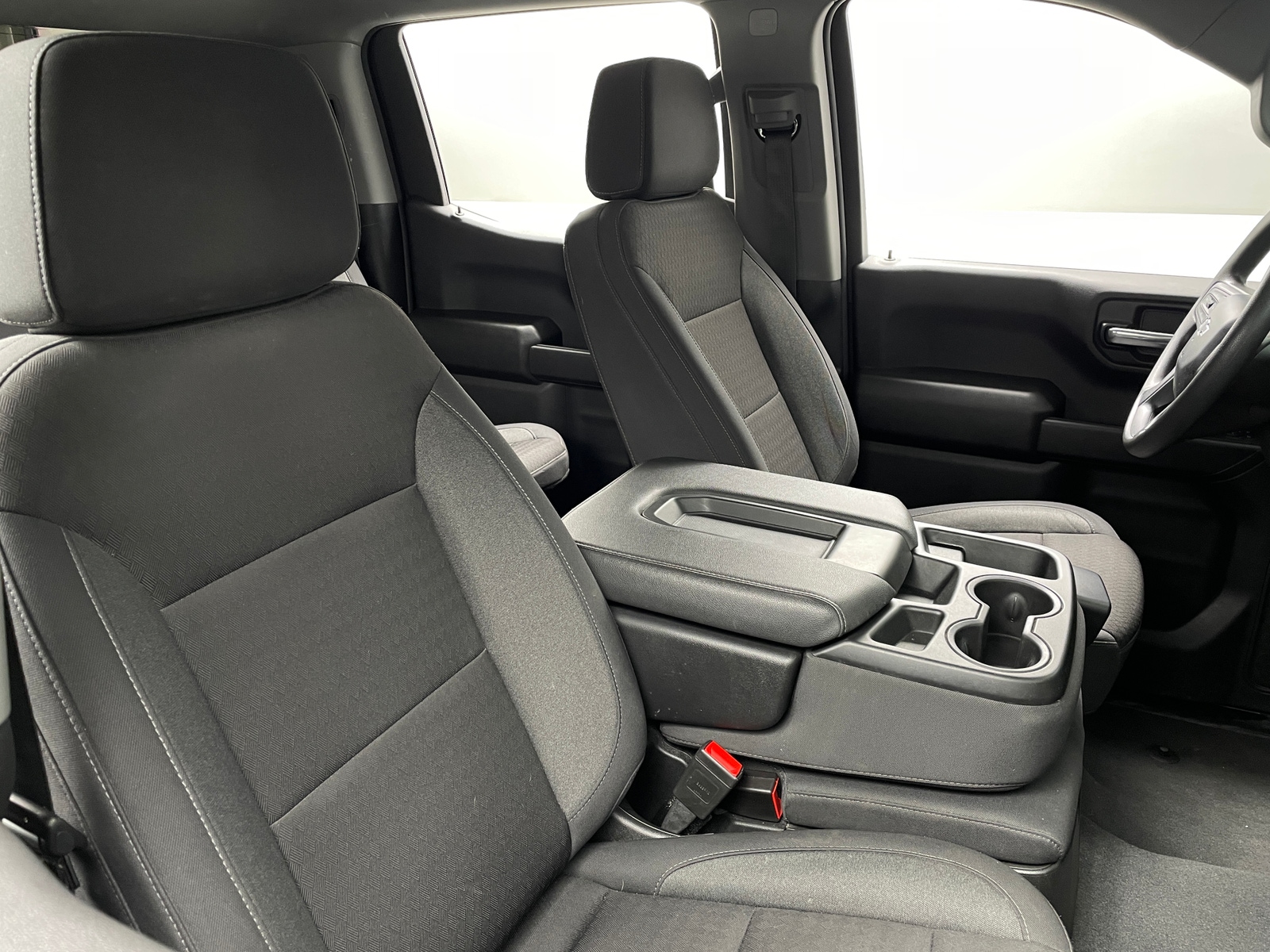 Thumbnail: 2024 Chevrolet Silverado 1500 - 2