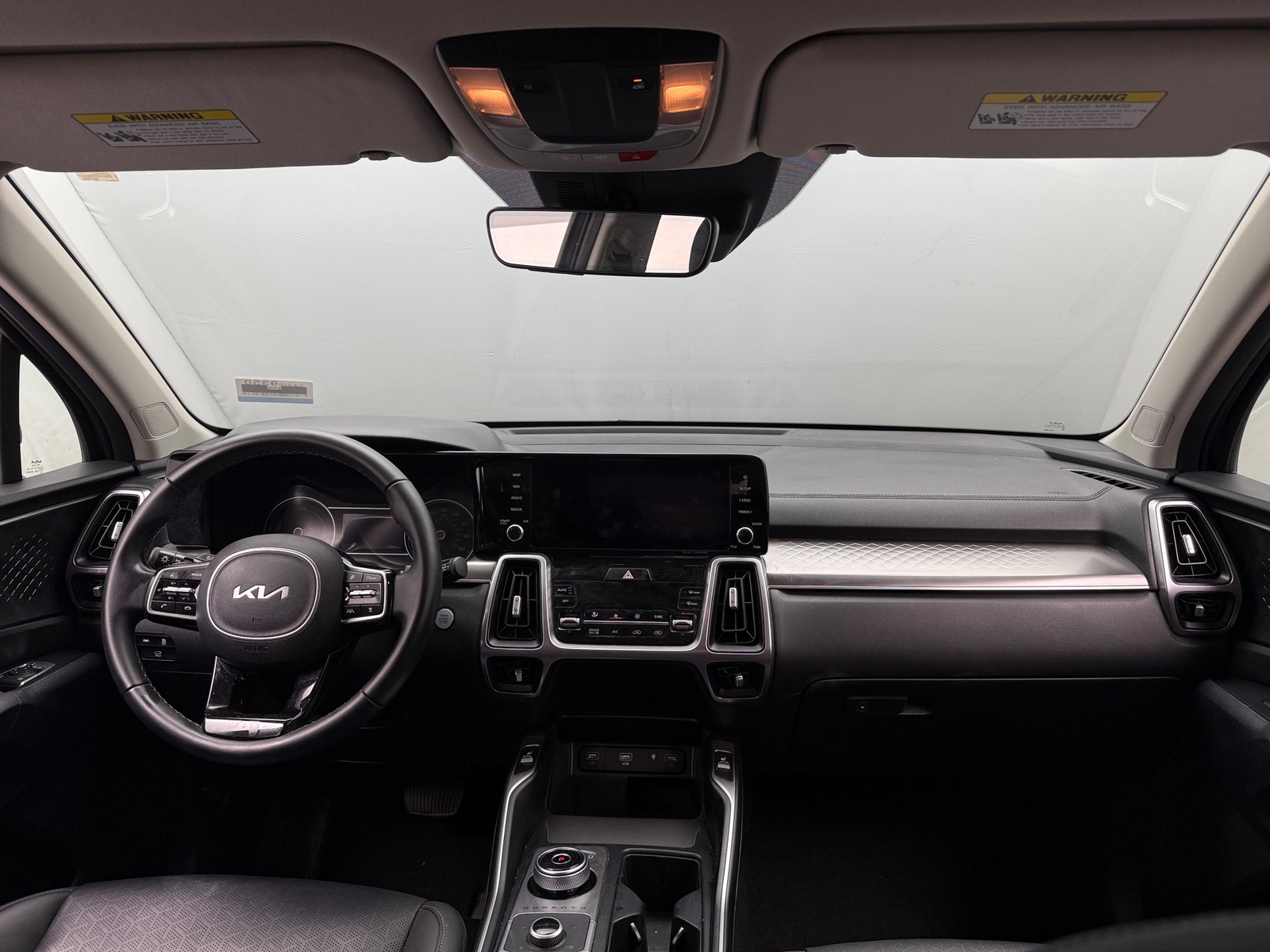 Thumbnail: 2023 Kia Sorento - 2