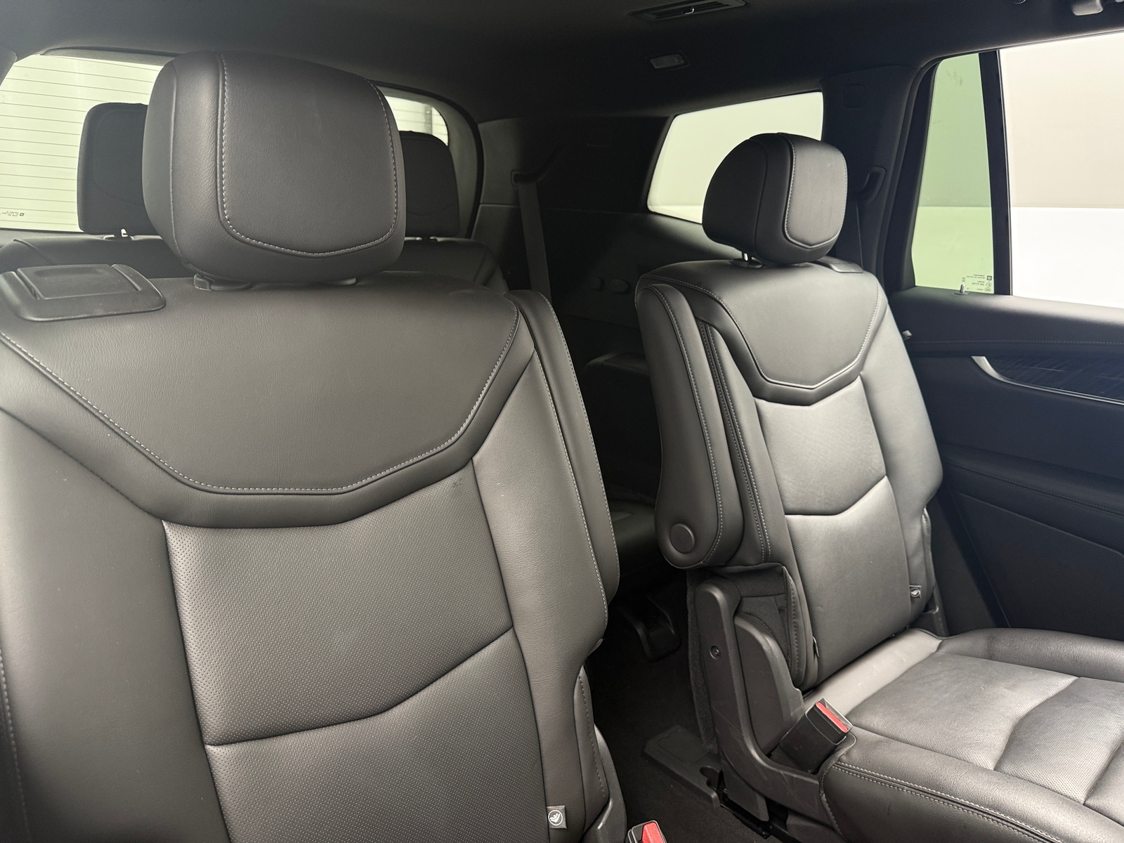 Thumbnail: 2023 Cadillac XT6 - 5