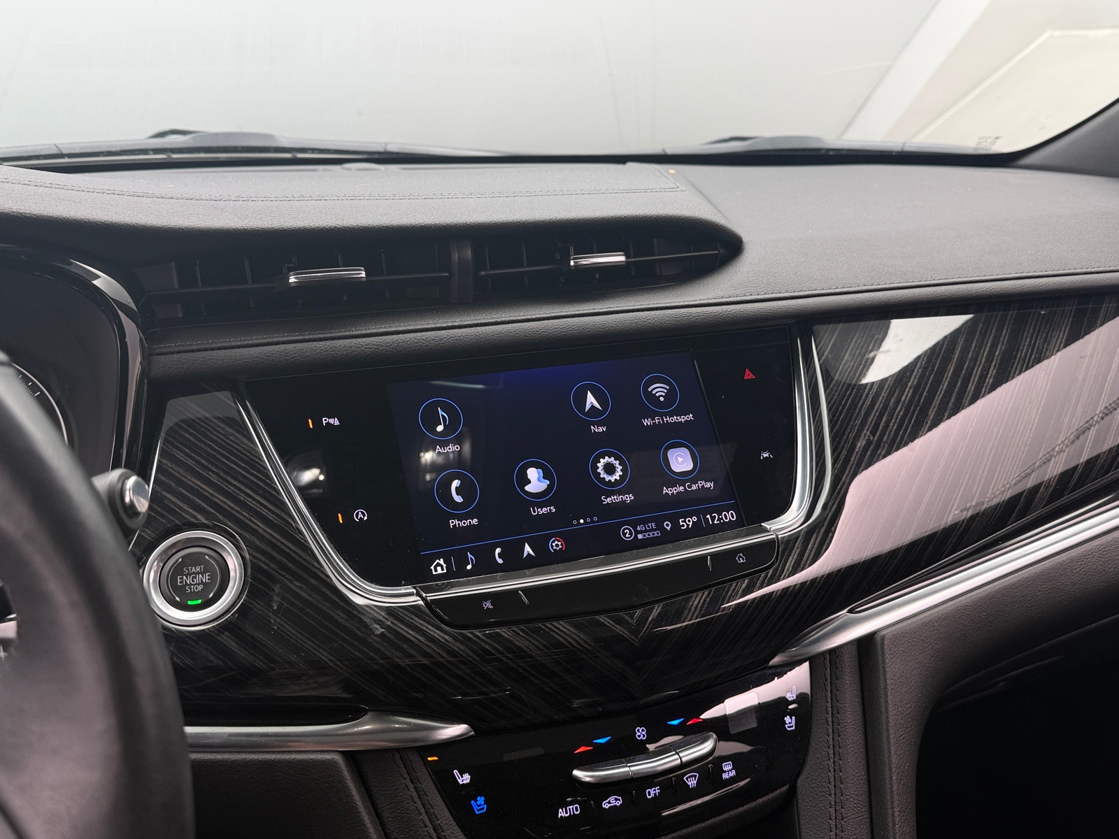 Thumbnail: 2023 Cadillac XT6 - 3