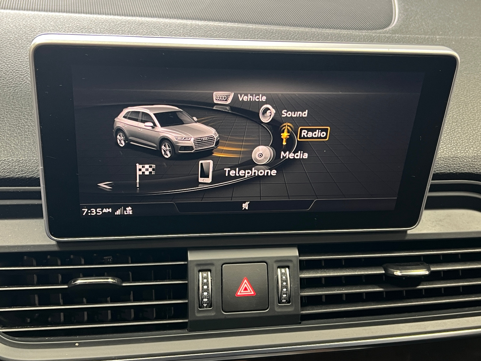 Thumbnail: 2019 Audi Q5 - 3