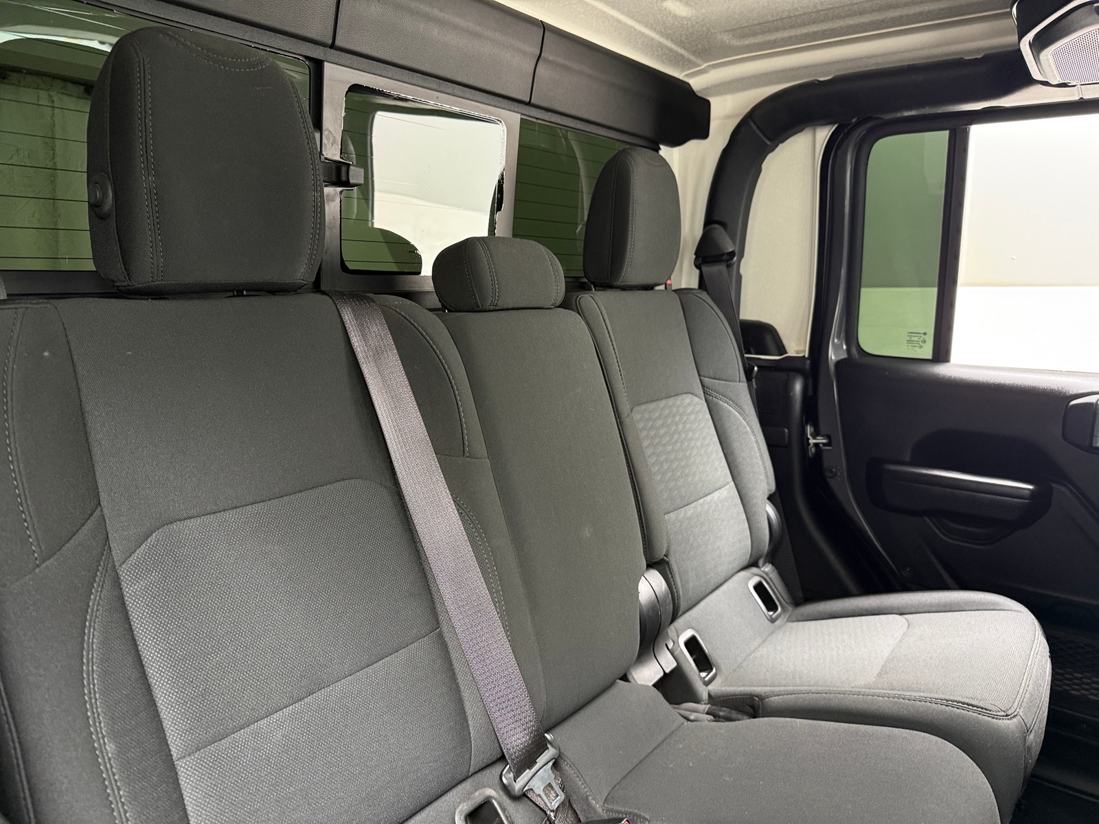 Thumbnail: 2021 Jeep Gladiator - 6